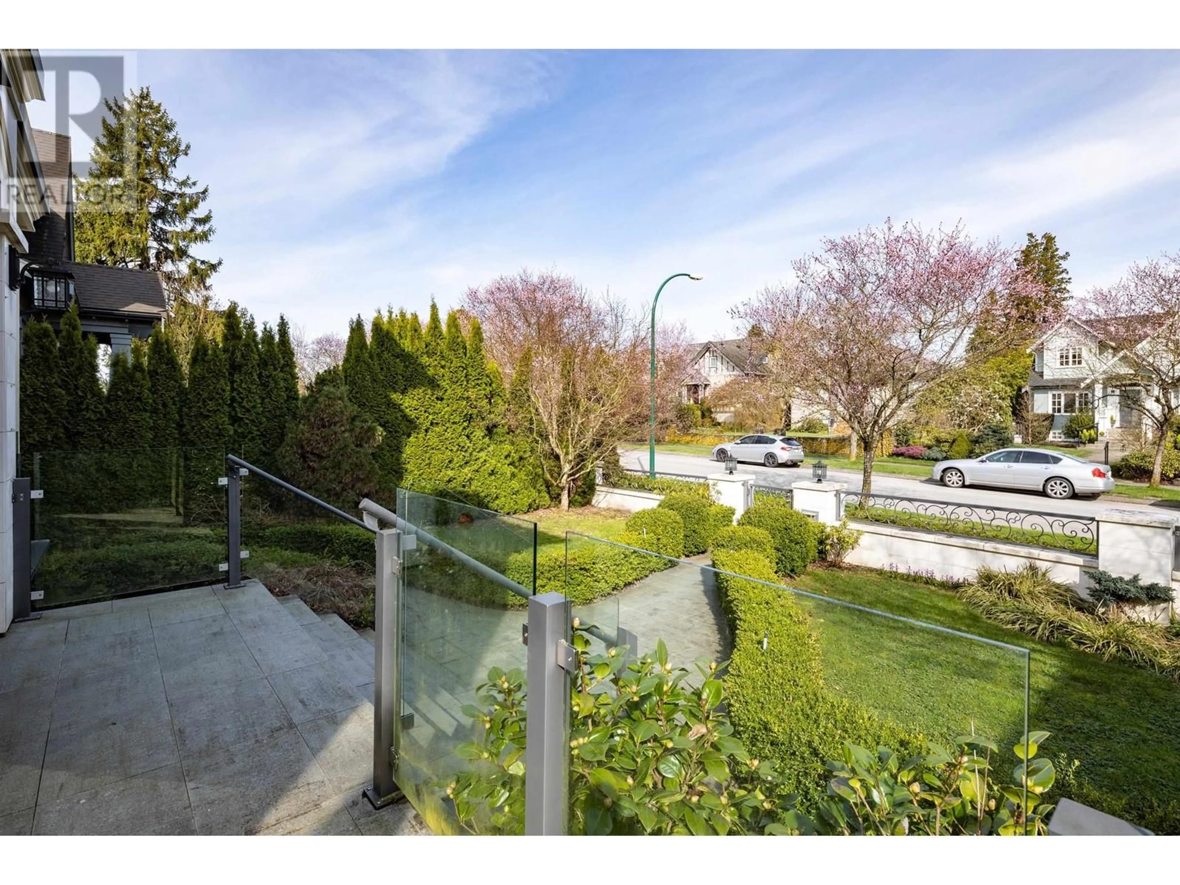 A pic from outside/outdoor area/front of a property/back of a property/a pic from drone, street for 3356 32ND AVENUE, Vancouver British Columbia V6S1Y9