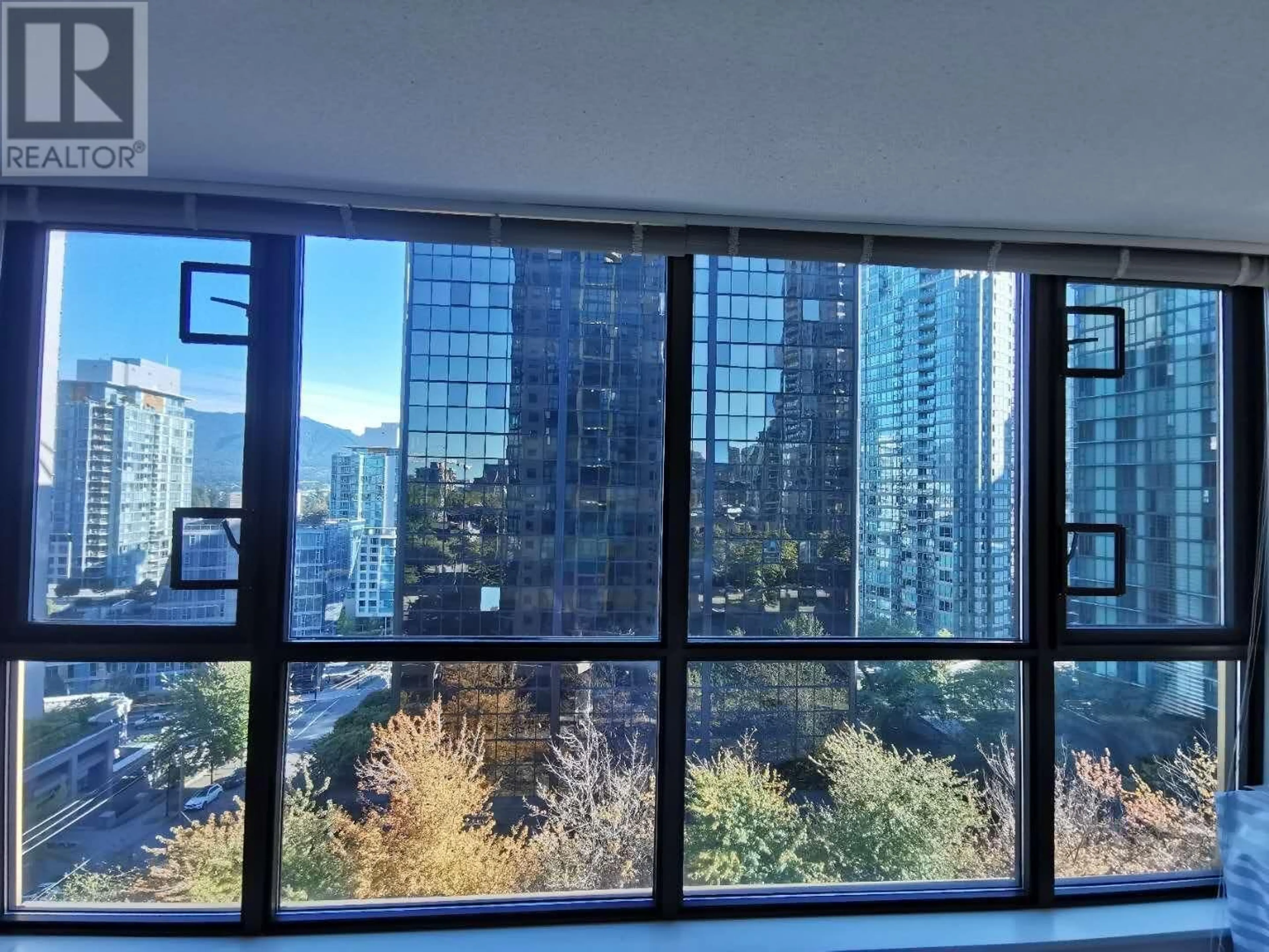 Standard kitchen, unknown for 909 - 1367 ALBERNI STREET, Vancouver British Columbia V6E4R9