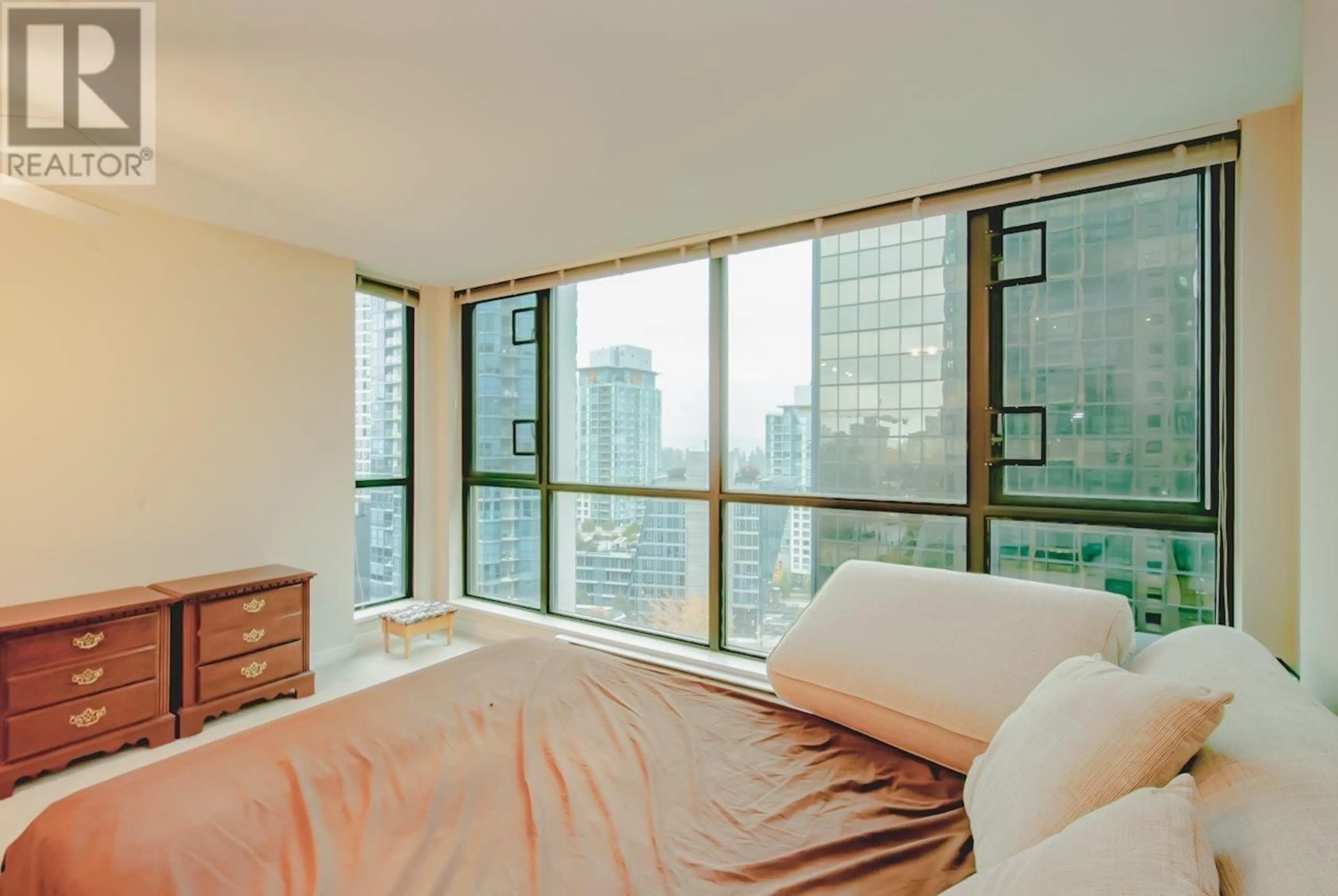 Unknown for 909 - 1367 ALBERNI STREET, Vancouver British Columbia V6E4R9