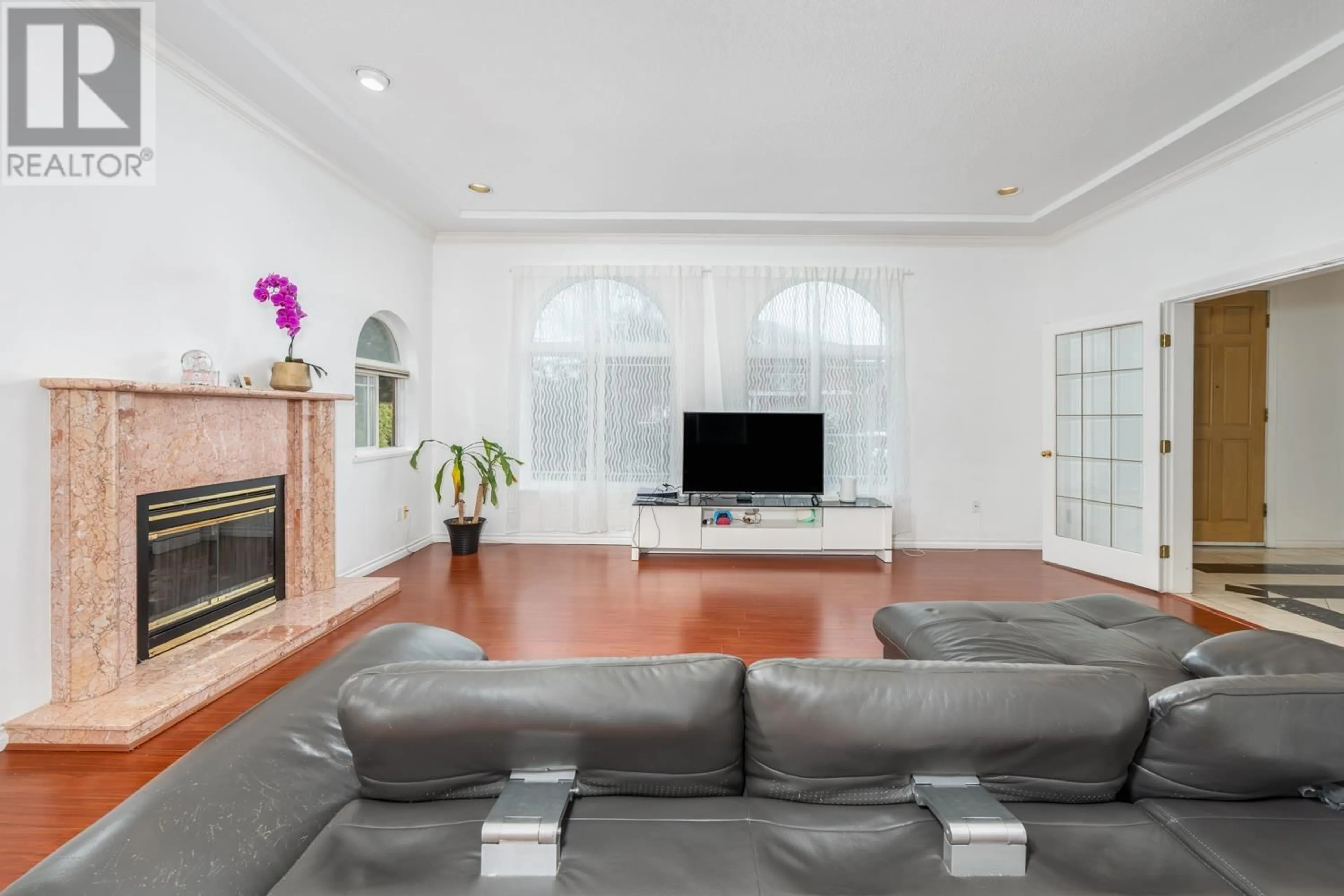 Living room with furniture, unknown for 12091 MELLIS DRIVE, Richmond British Columbia V6X3T1
