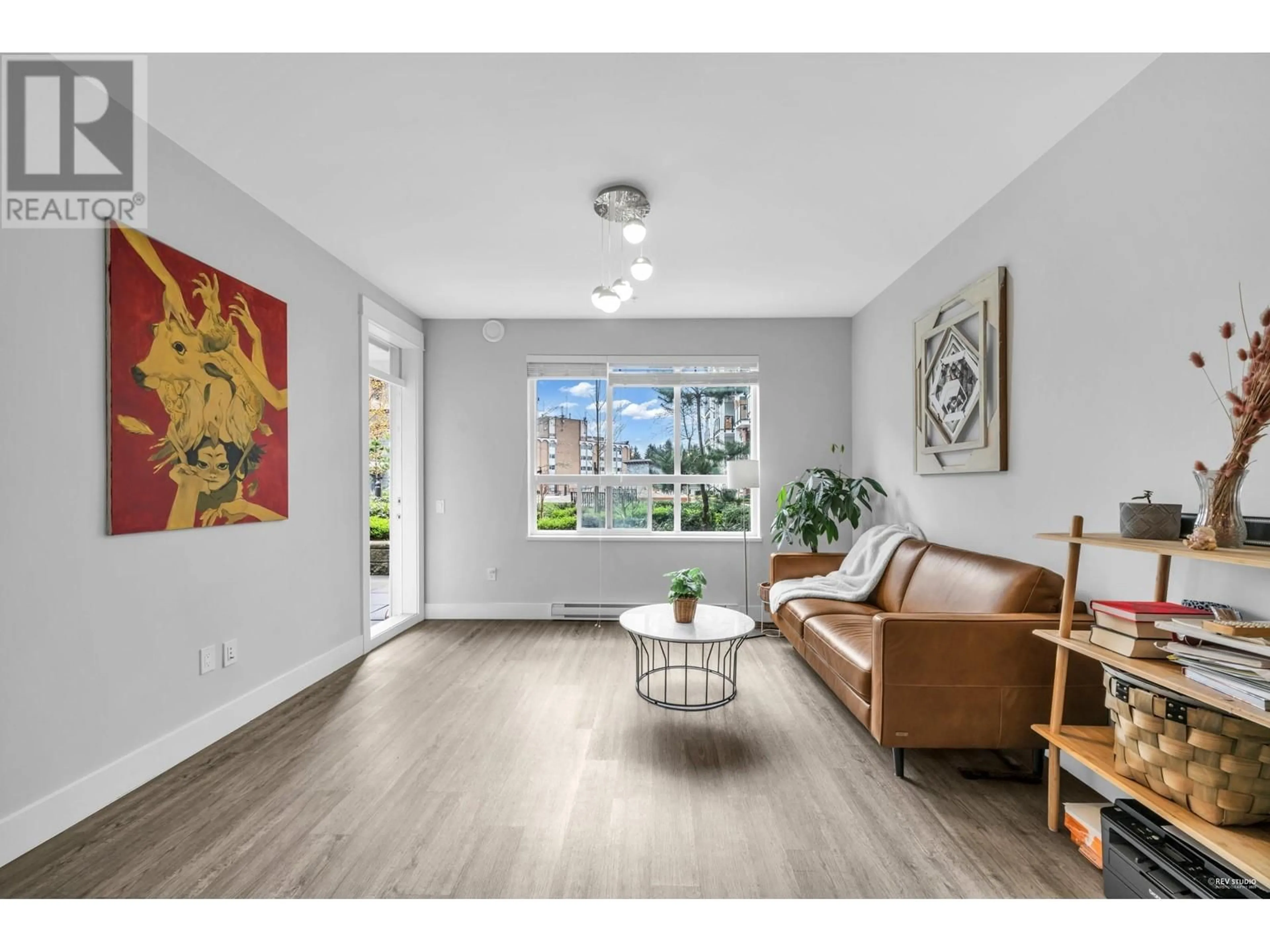 Living room with furniture, unknown for 3223 - 2180 KELLY AVENUE, Port Coquitlam British Columbia V3C0S4