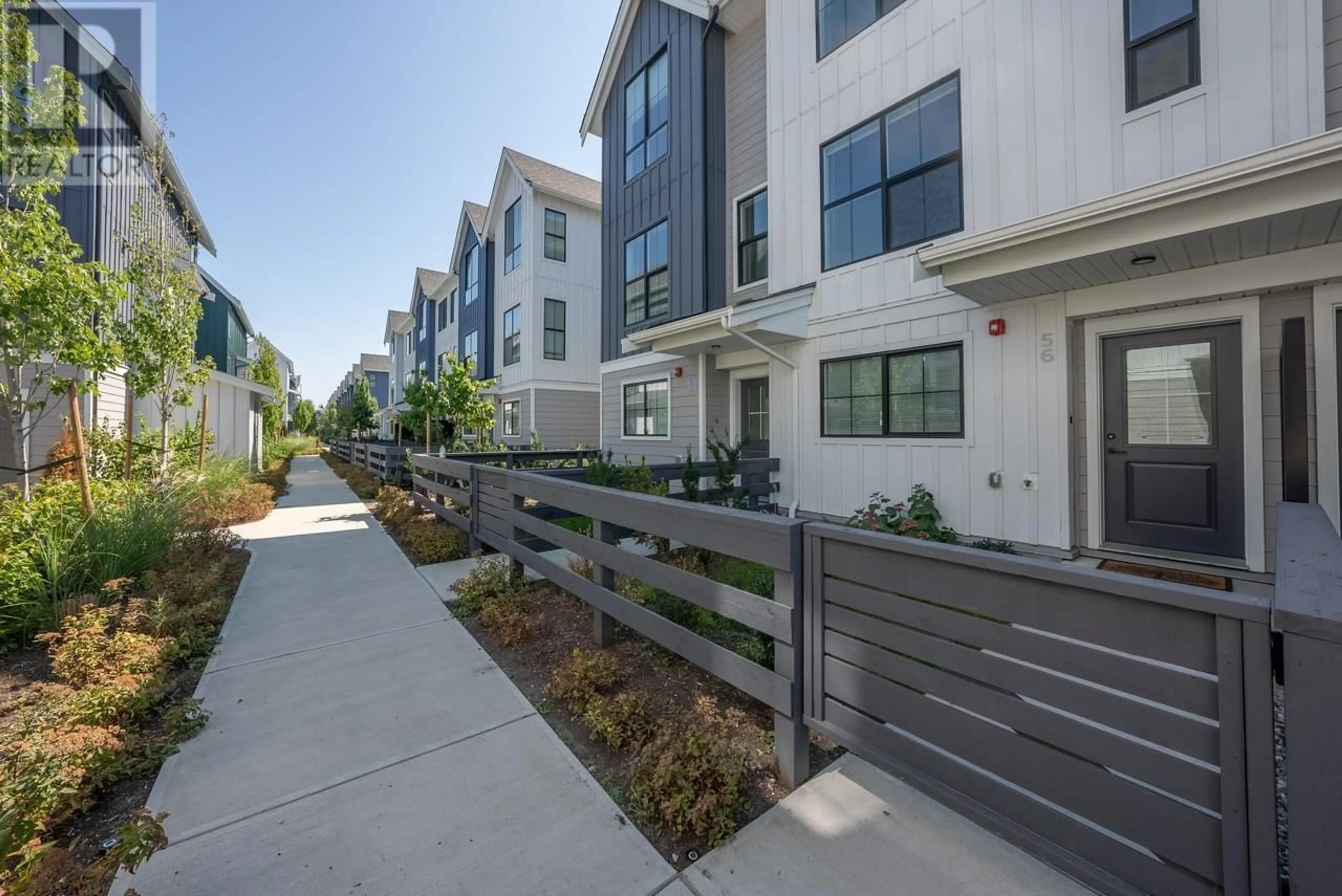 Patio, street for 56 - 488 FURNESS STREET, New Westminster British Columbia V3M5B3