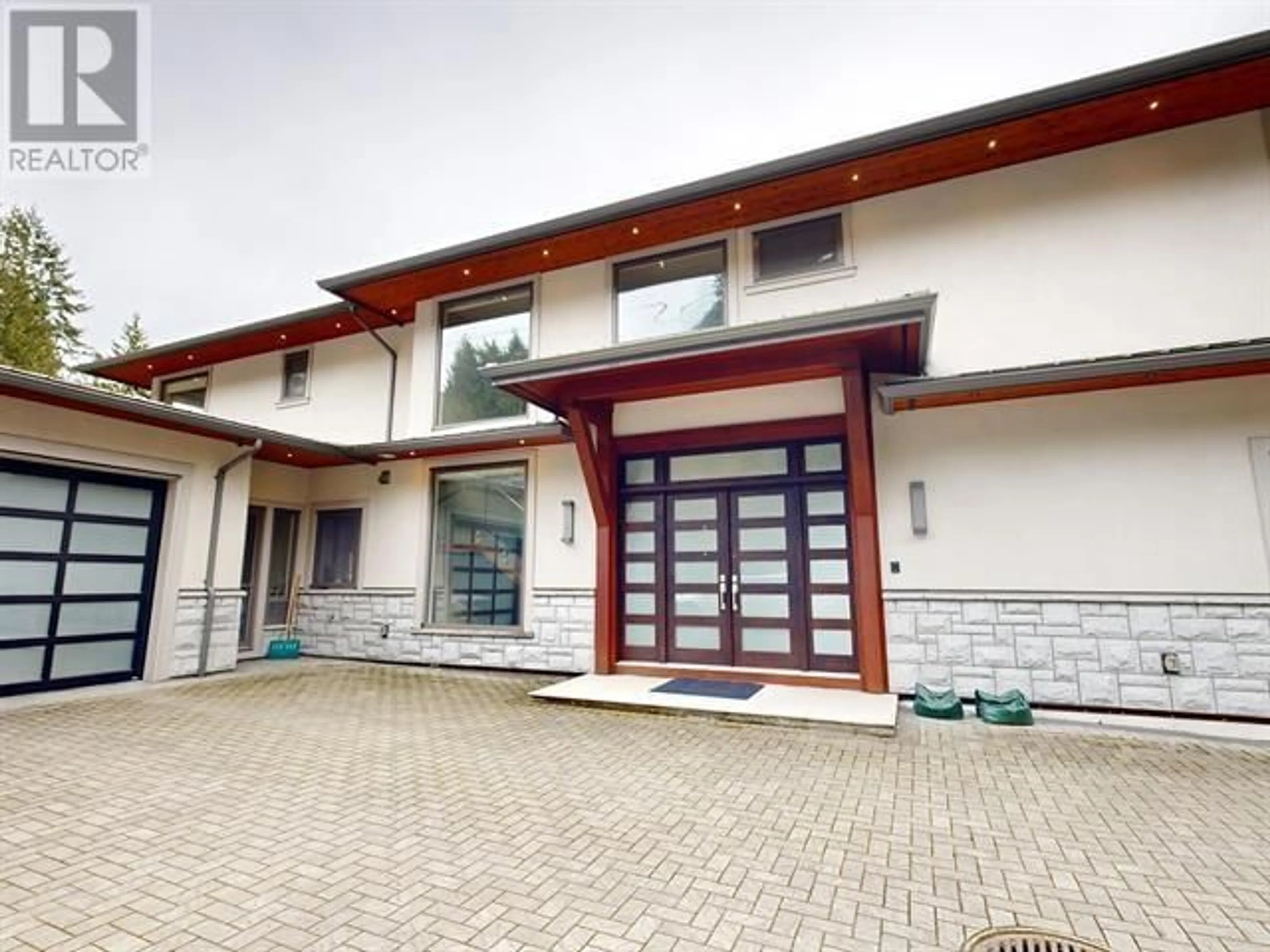 Unknown for 3185 BENBOW ROAD, West Vancouver British Columbia V7V3E1