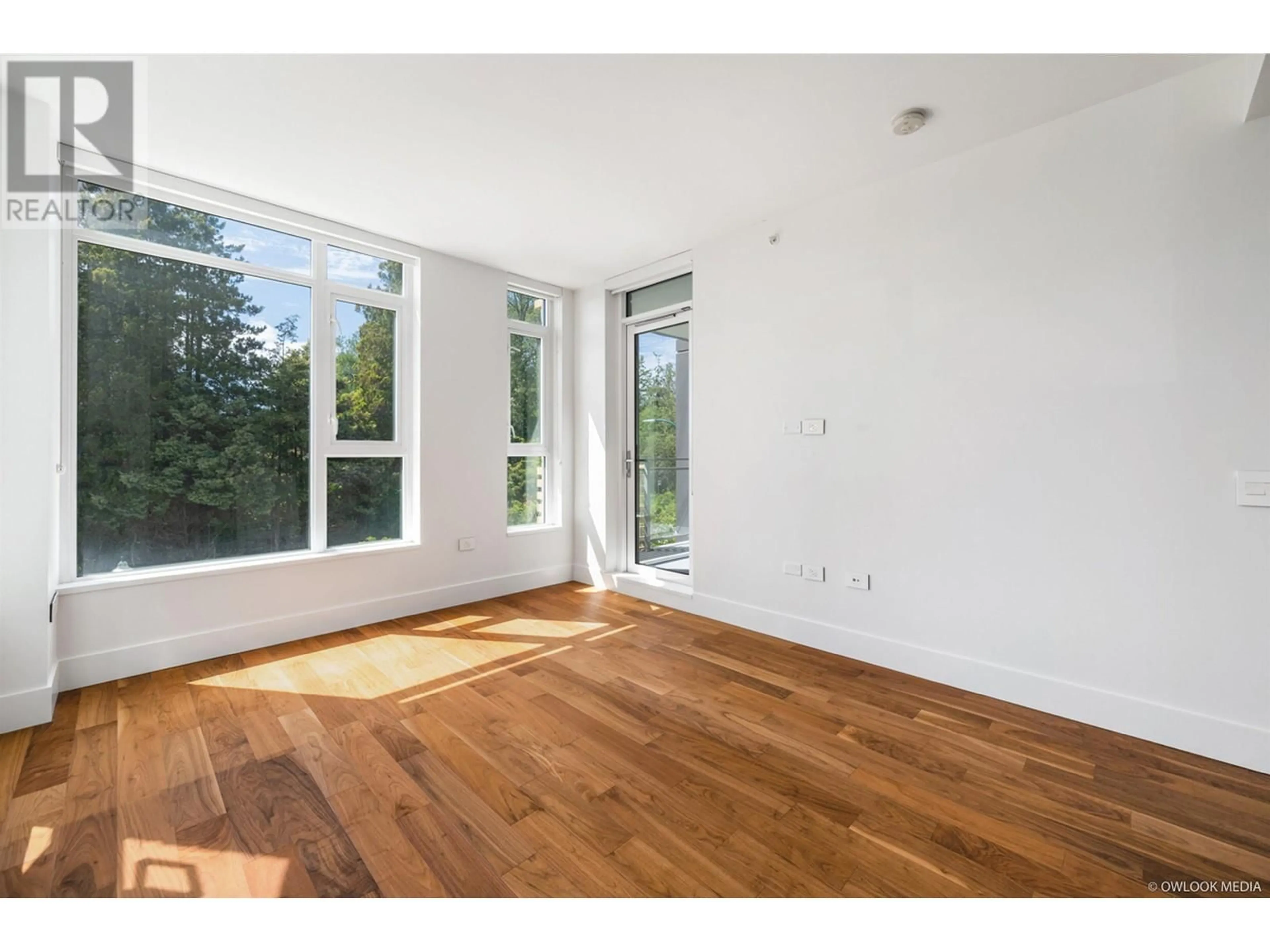 A pic of a room for 301 - 7428 ALBERTA STREET, Vancouver British Columbia V5Y2Z8