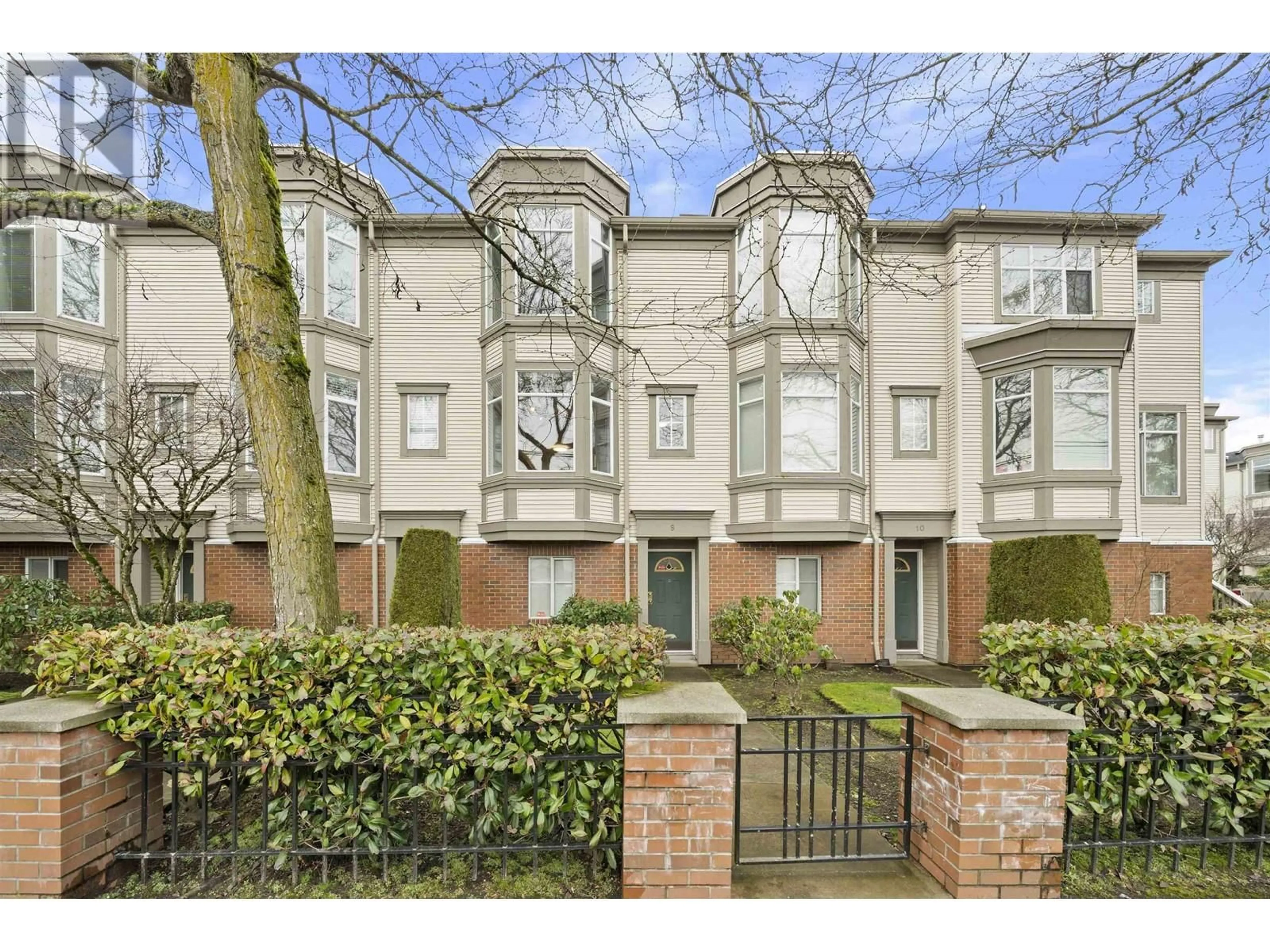 A pic from outside/outdoor area/front of a property/back of a property/a pic from drone, street for 9 - 6179 NO 1 ROAD, Richmond British Columbia V7C1T4