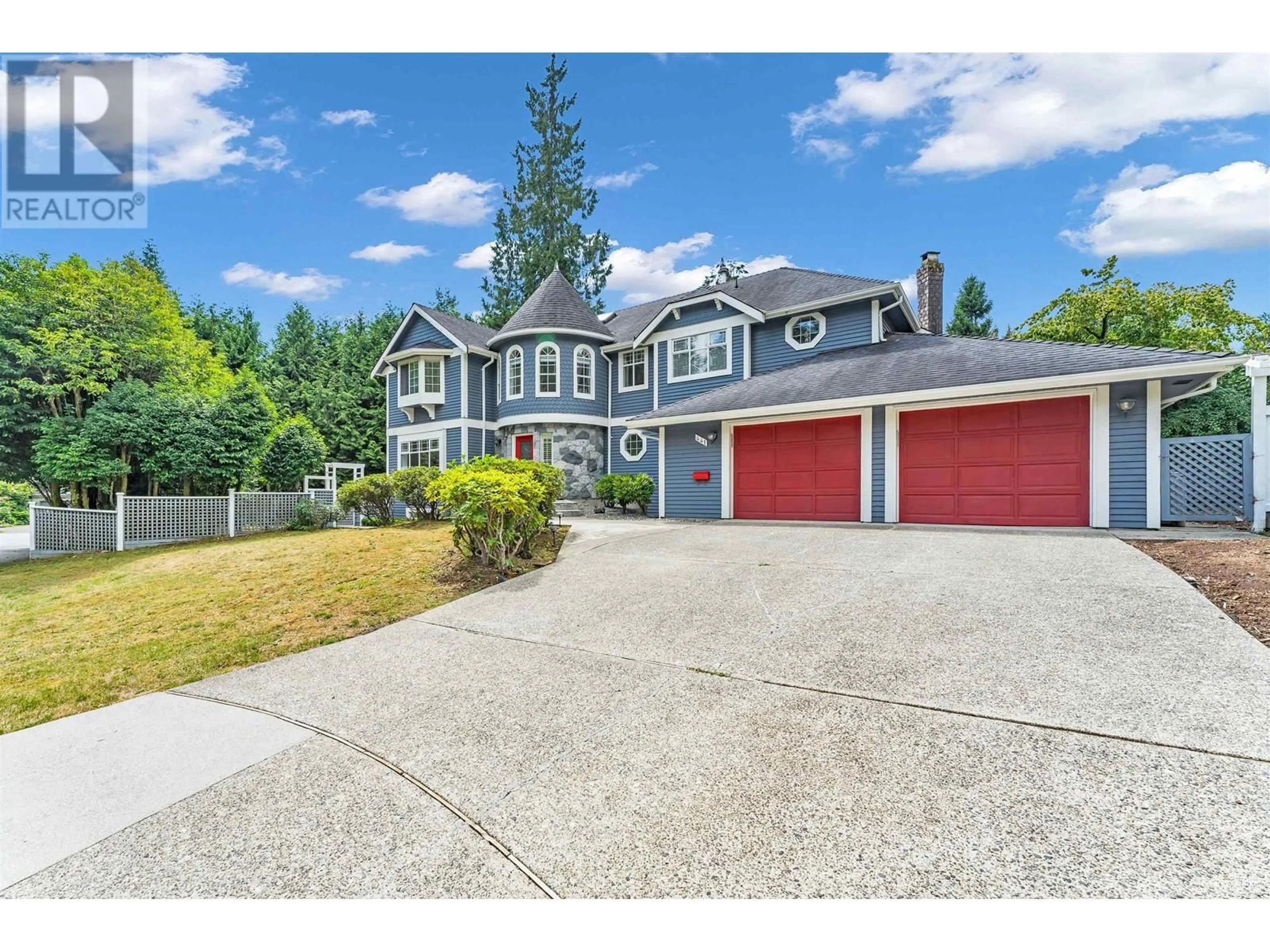 Home with vinyl exterior material, street for 441 INGLEWOOD AVENUE, West Vancouver British Columbia V7T1X2