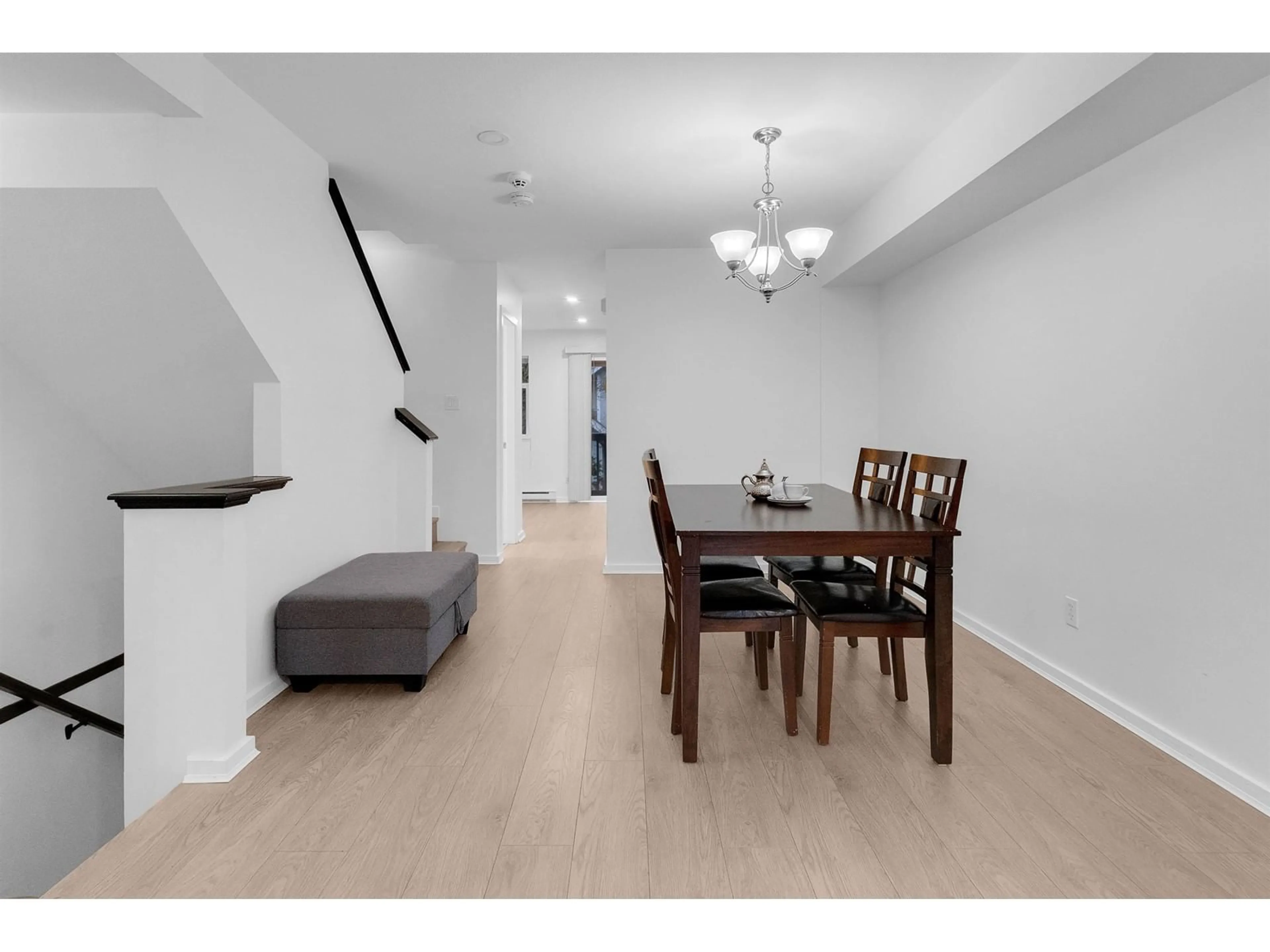 Dining room, unknown for 162 - 15236 36, Surrey British Columbia V3Z2B3