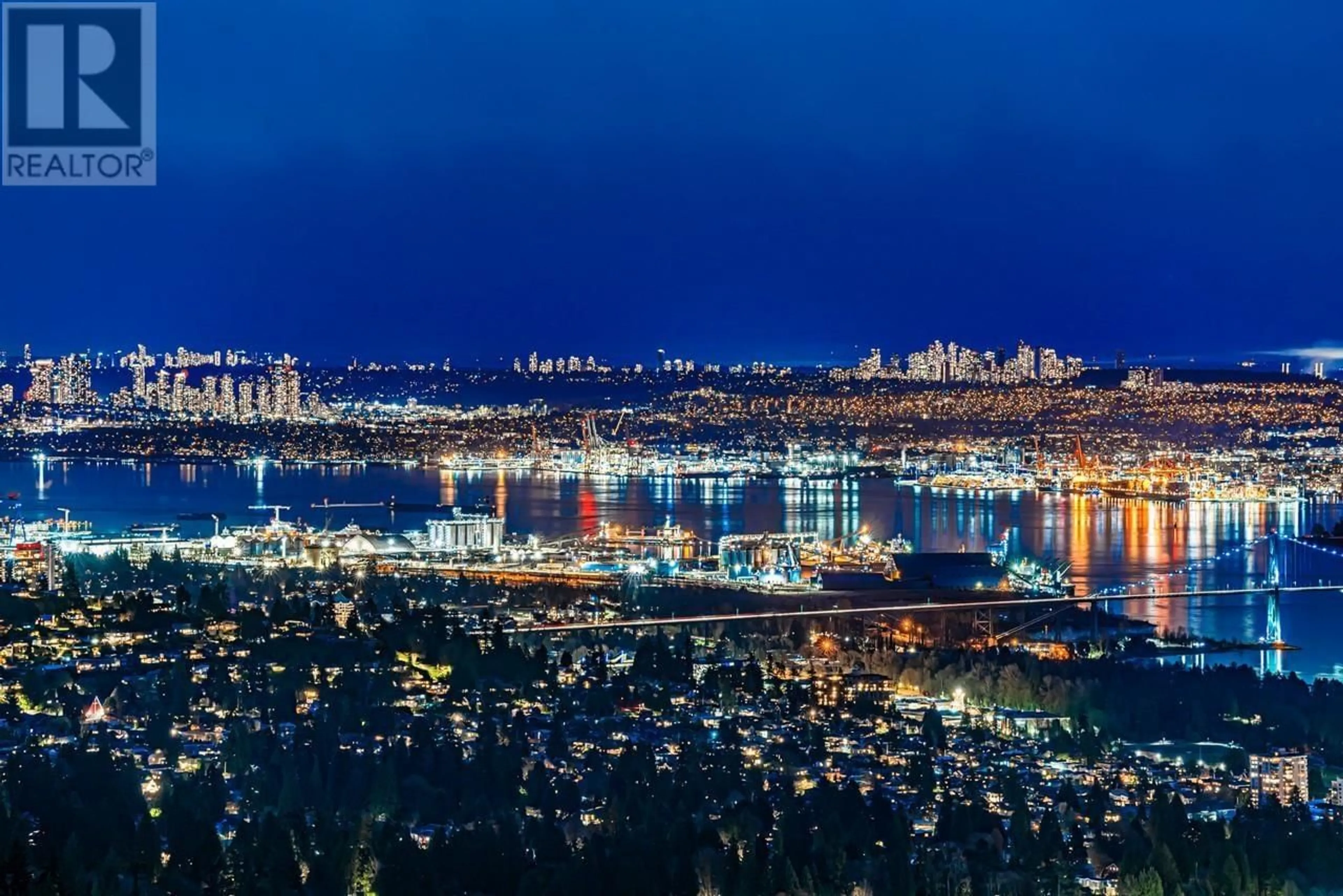 Blurry image for 2420 HALSTON COURT, West Vancouver British Columbia V7S3K3