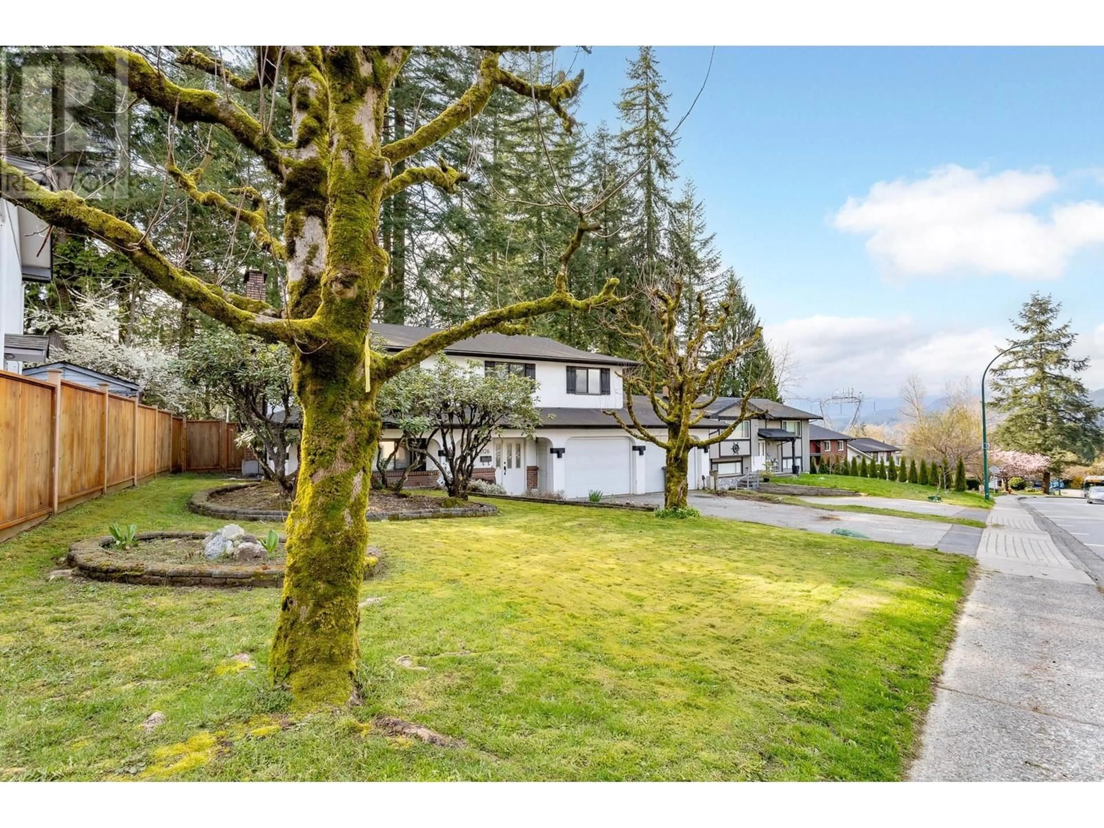 A pic from outside/outdoor area/front of a property/back of a property/a pic from drone, unknown for 3126 MARINER WAY, Coquitlam British Columbia V3C3T3