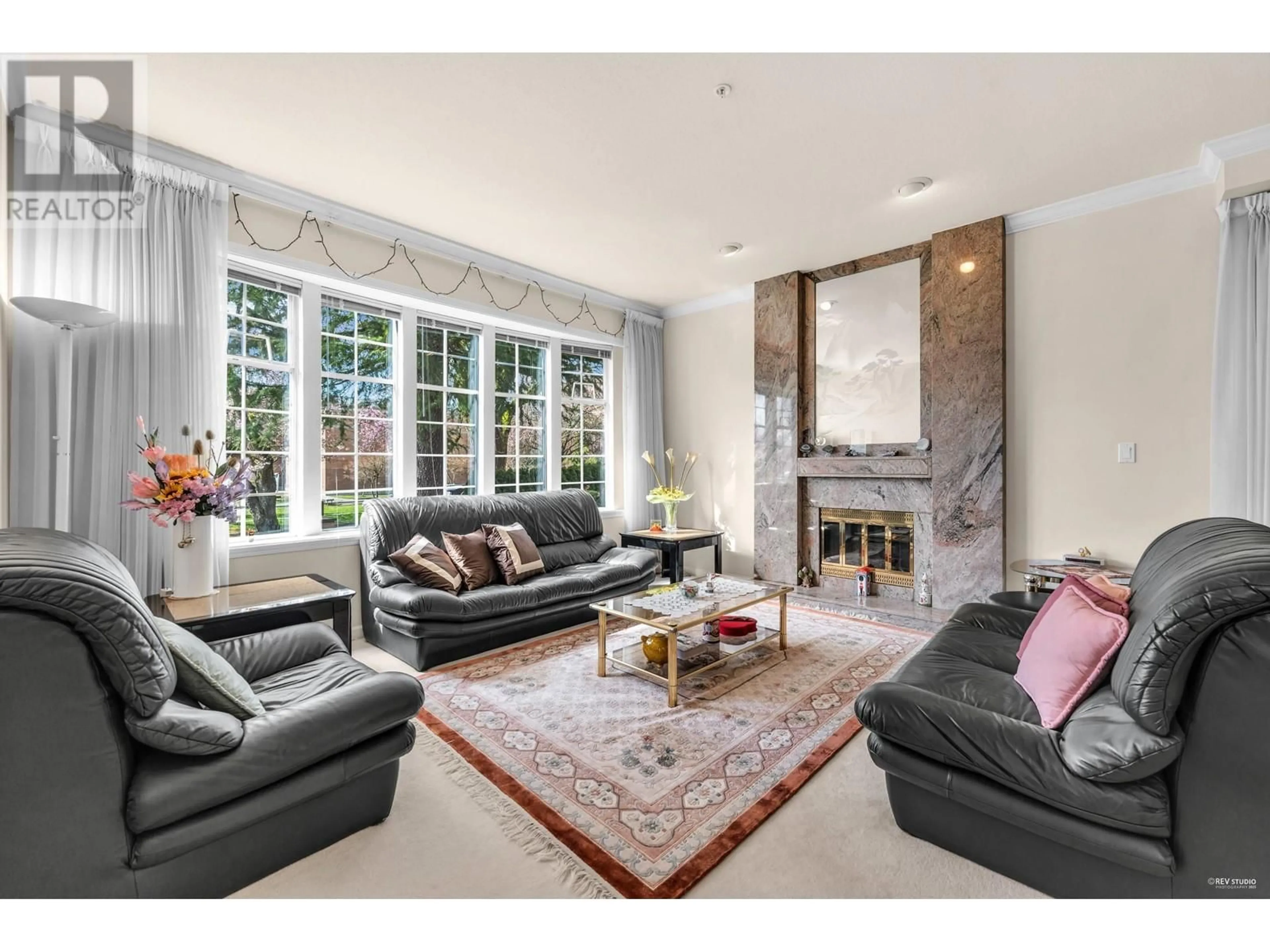 Living room with furniture, unknown for 6388 LABURNUM STREET, Vancouver British Columbia V6M3S9