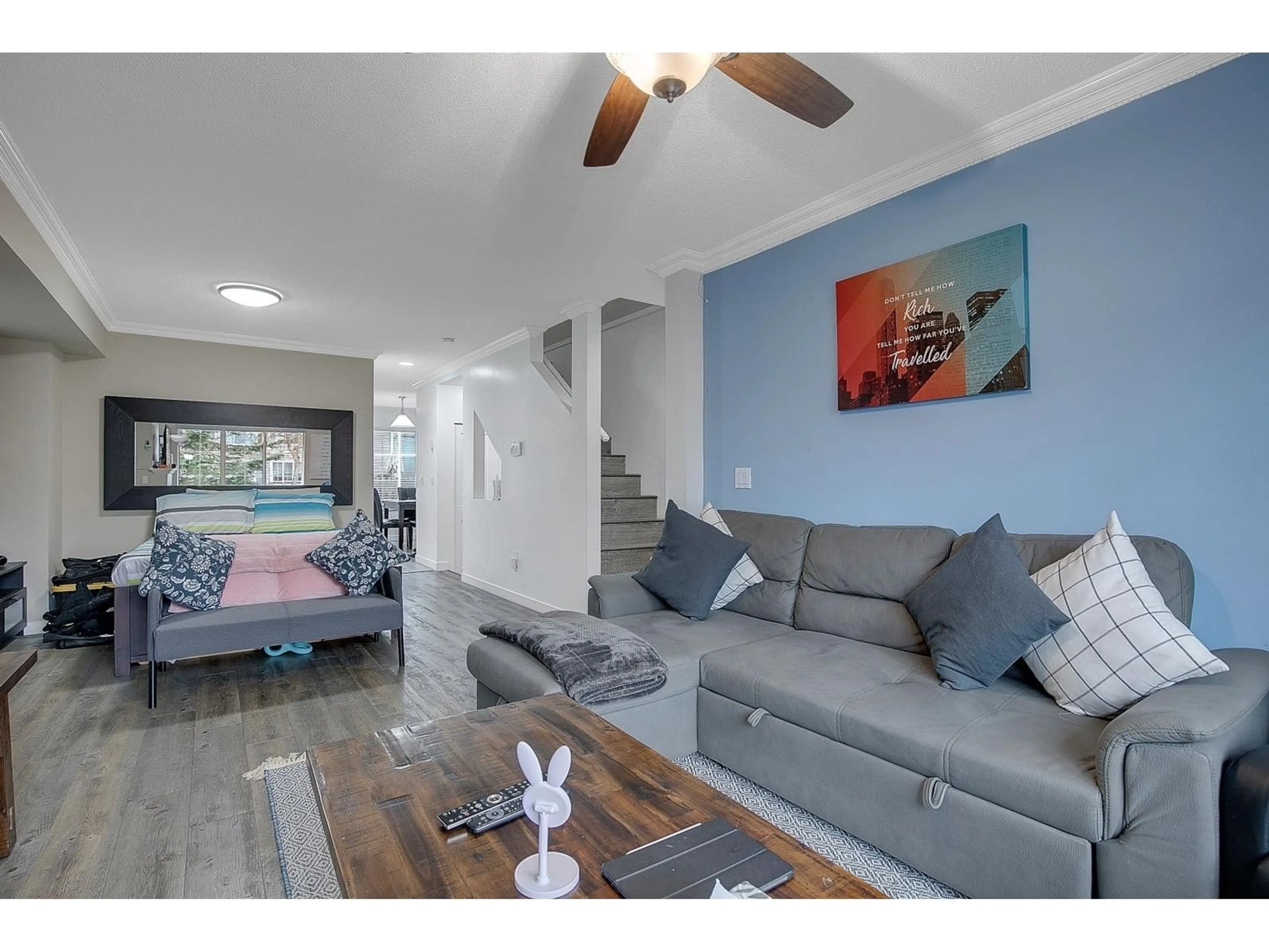 Living room with furniture, unknown for 19 - 12778 66, Surrey British Columbia V3W1K9