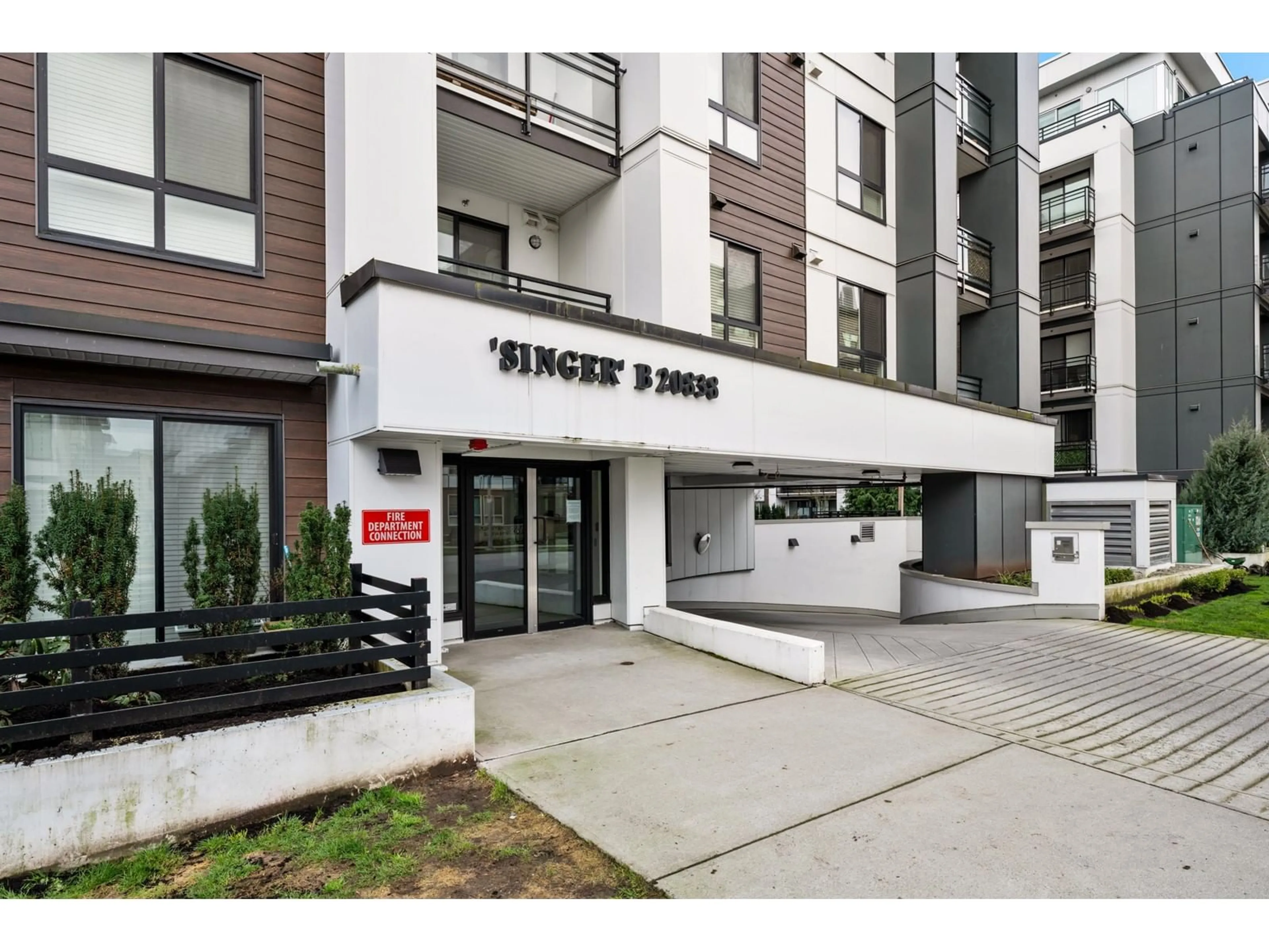 Unknown for B308 - 20838 78B, Langley British Columbia V2Y3M2