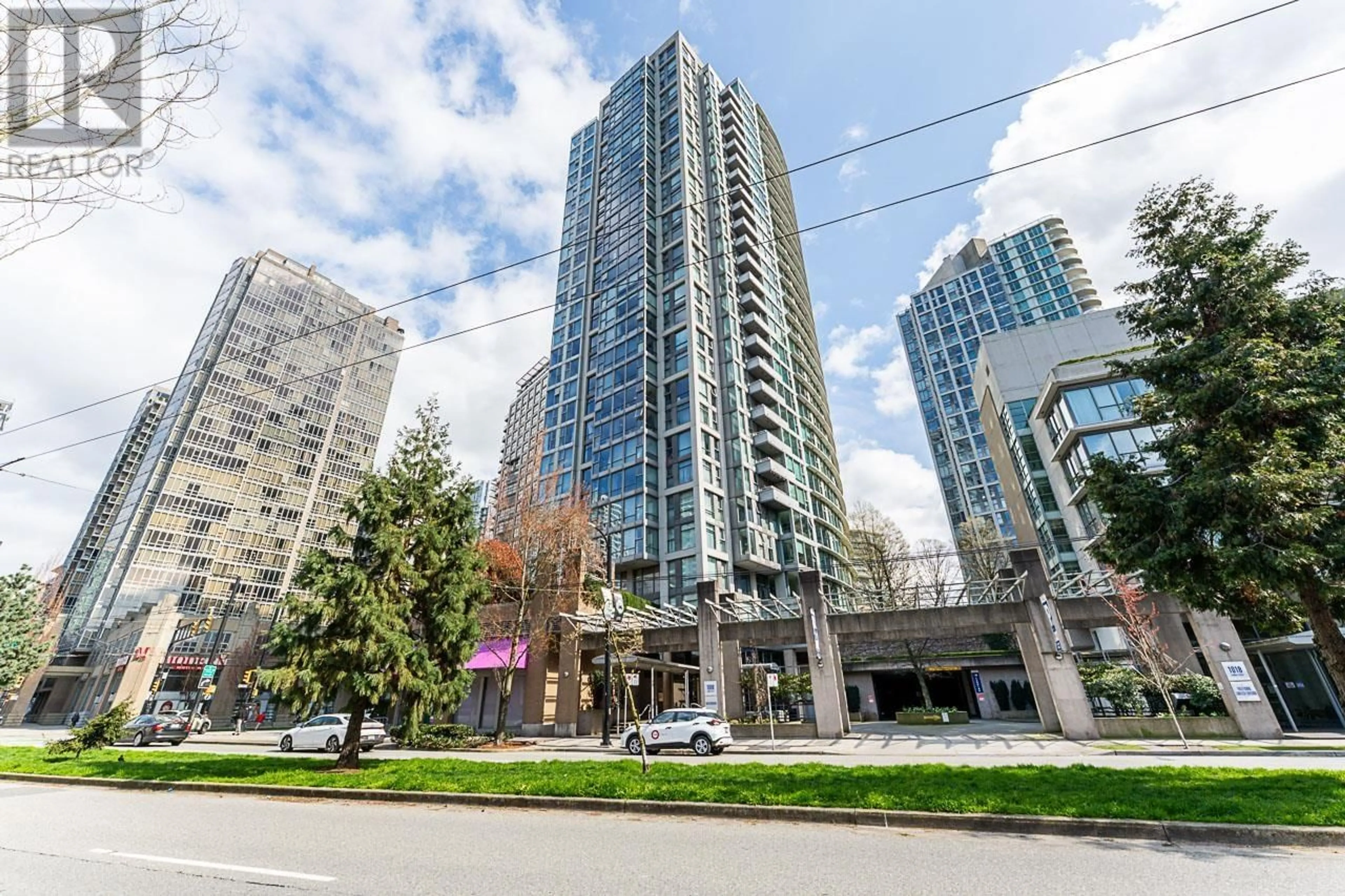 Patio, street for 802 1008 CAMBIE STREET, Vancouver British Columbia V6B6J7
