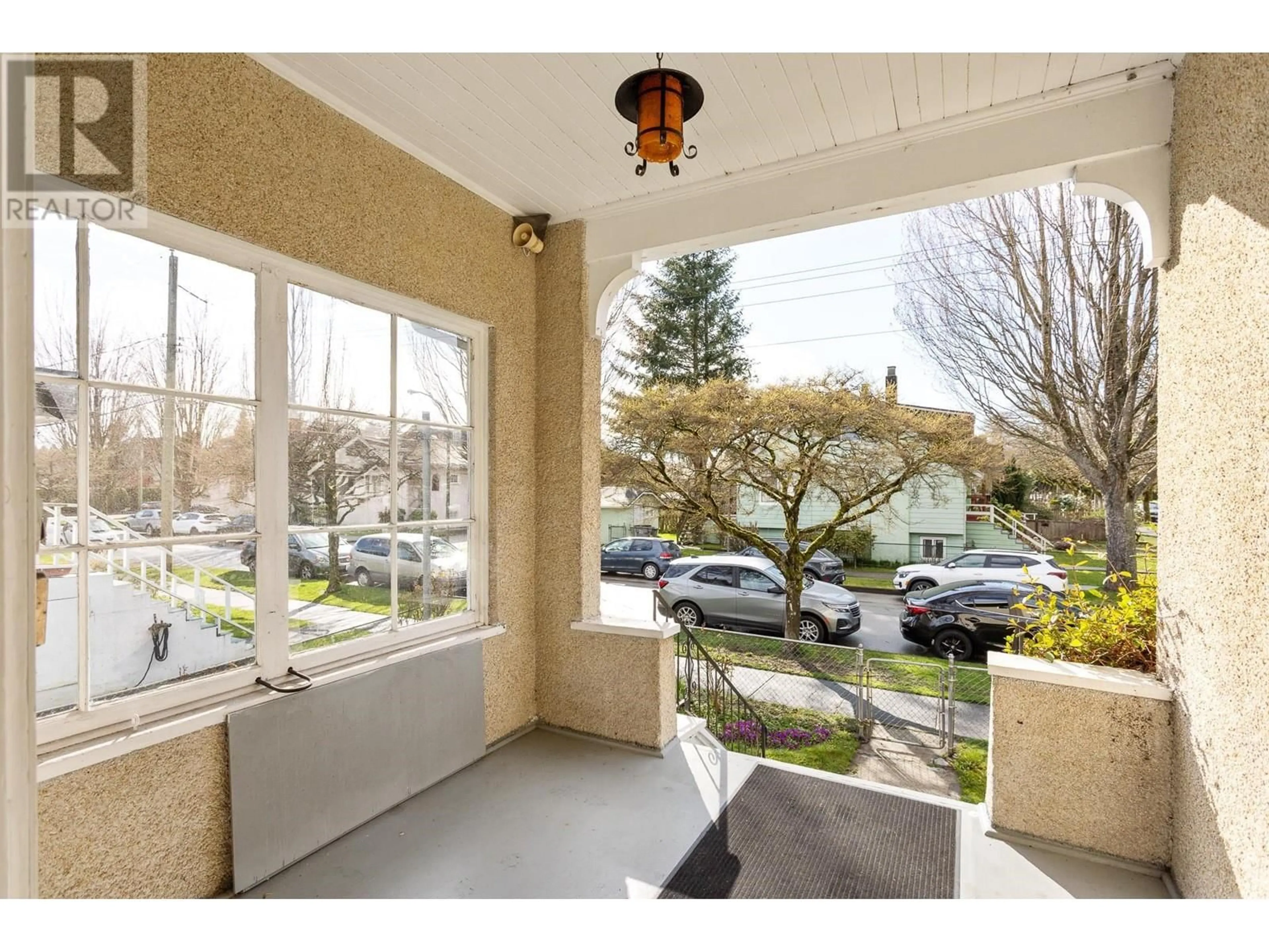 Unknown for 2206 TRUTCH STREET, Vancouver British Columbia V6K4G9