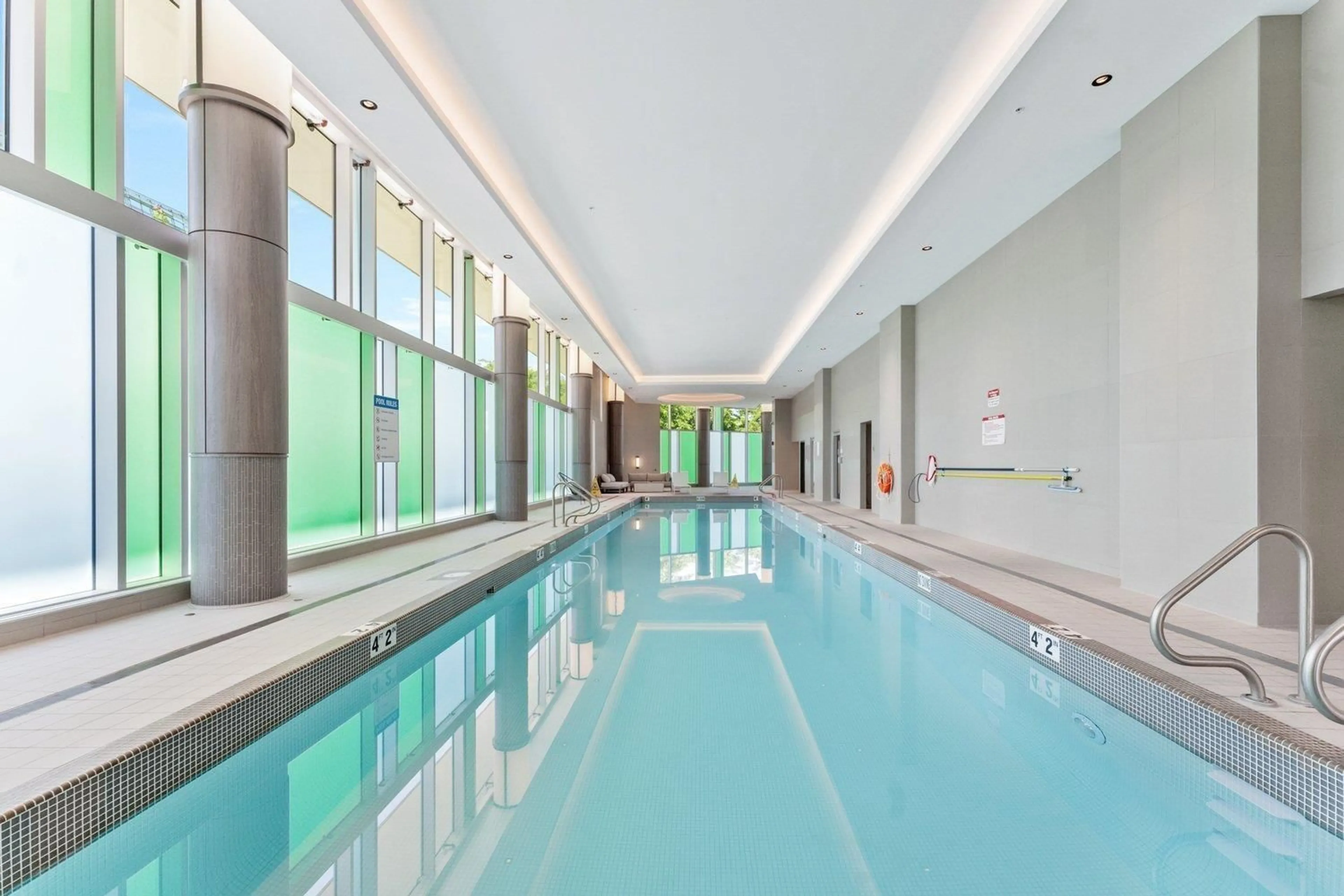 Pool for 3304 - 9887 WHALLEY, Surrey British Columbia V3T0P4