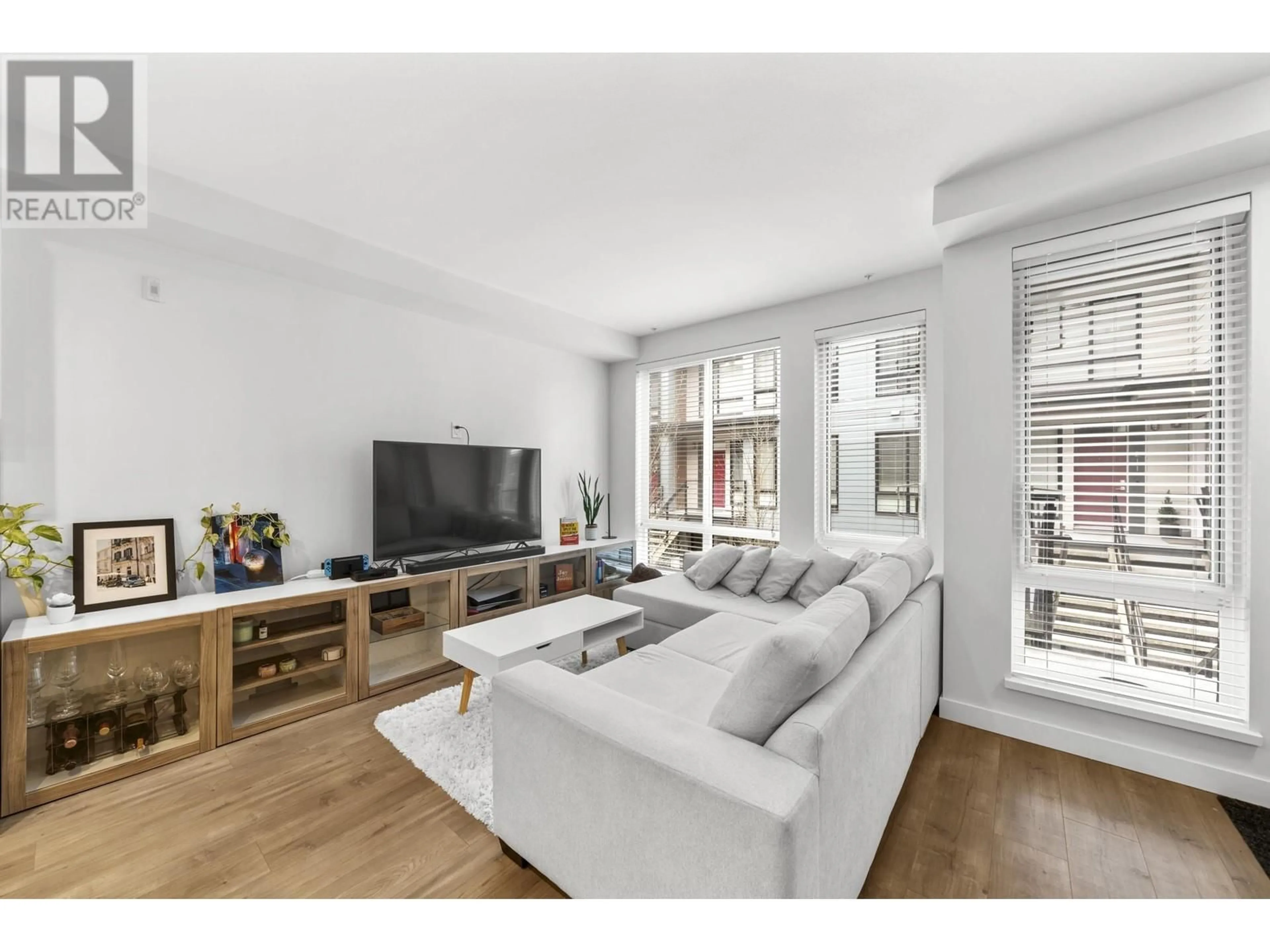 Living room with furniture, unknown for 214 - 708 LEA AVENUE, Coquitlam British Columbia V3J0K4