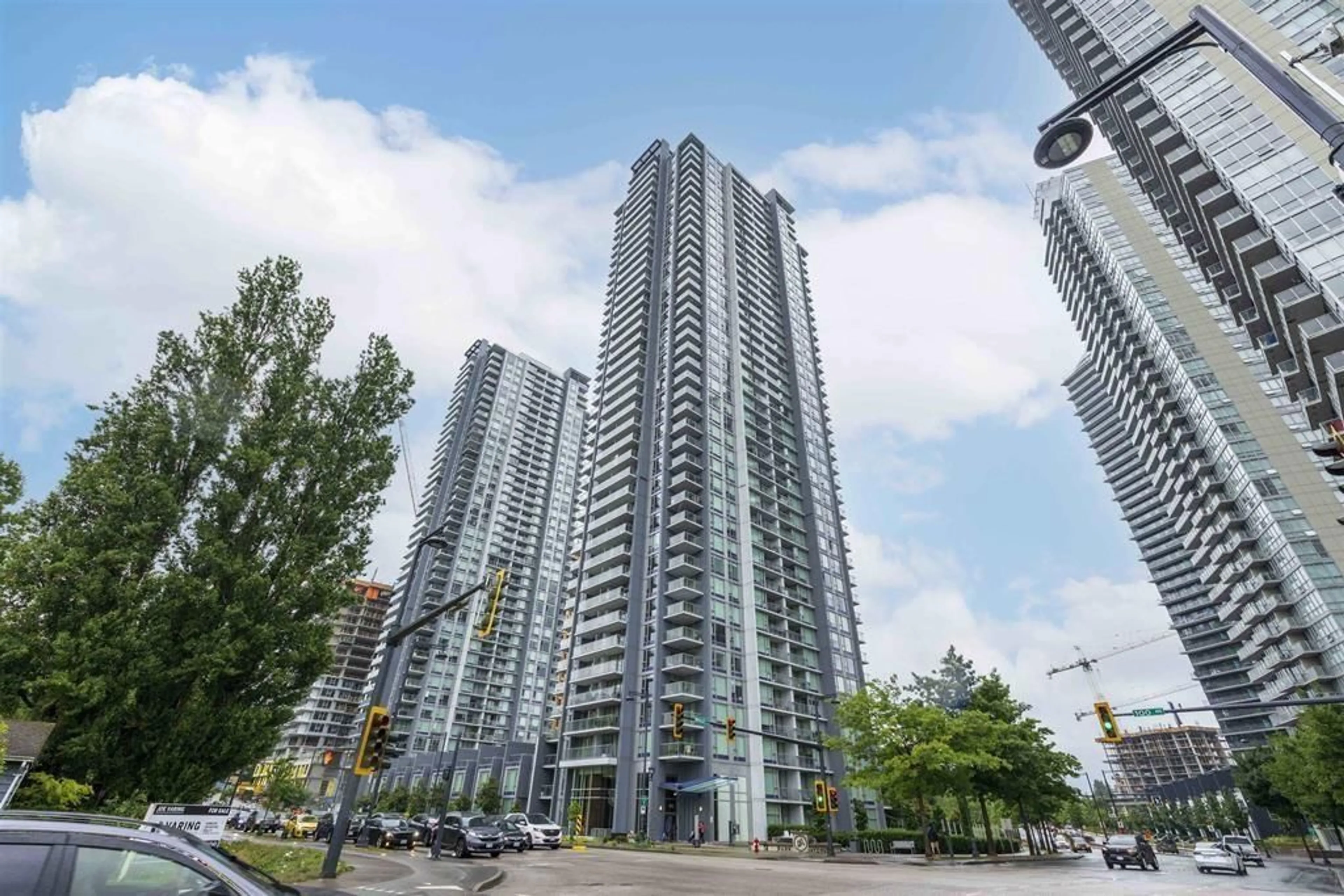 Patio, unknown for 1002 - 13696 100, Surrey British Columbia V3T0L5