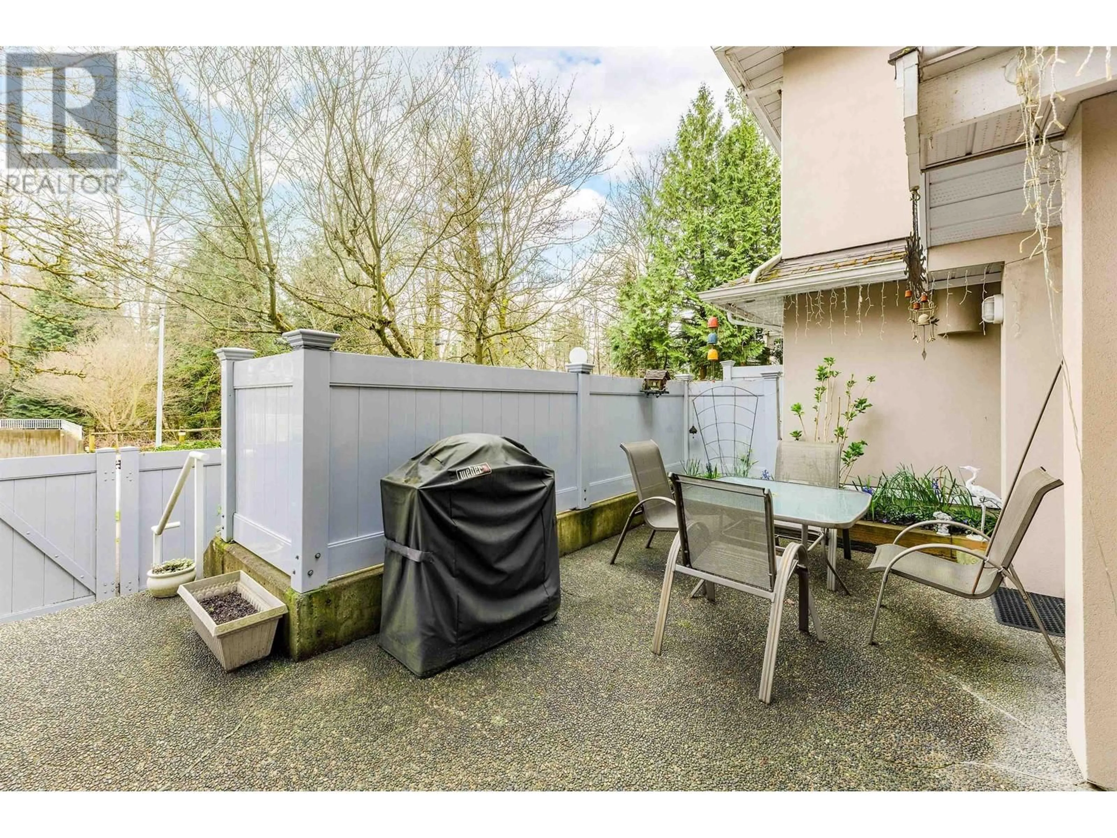 Patio, street for 23 - 7128 18TH AVENUE, Burnaby British Columbia V3N1H1