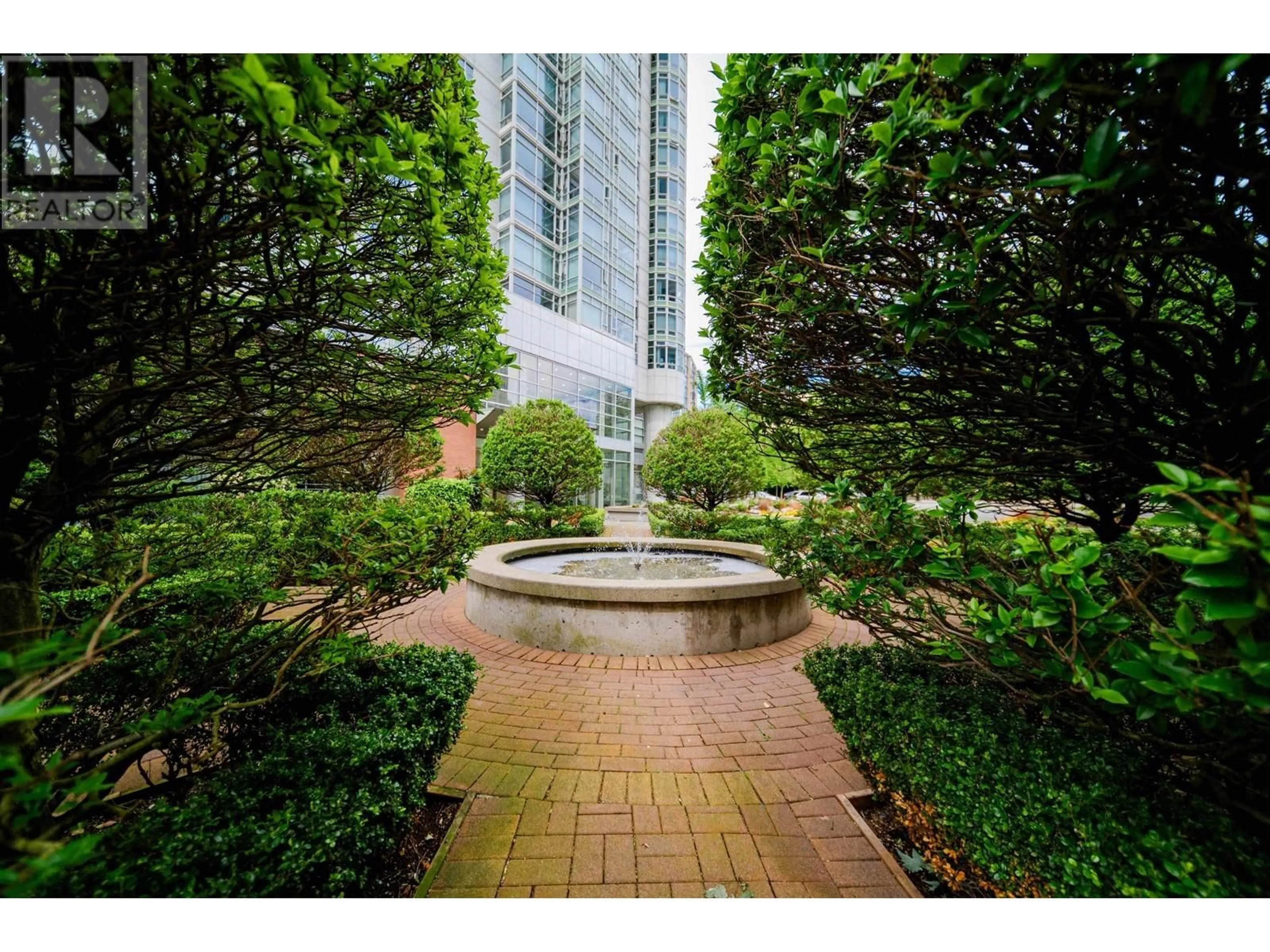 Indoor foyer for 1908 - 198 AQUARIUS MEWS, Vancouver British Columbia V6Z2Y4