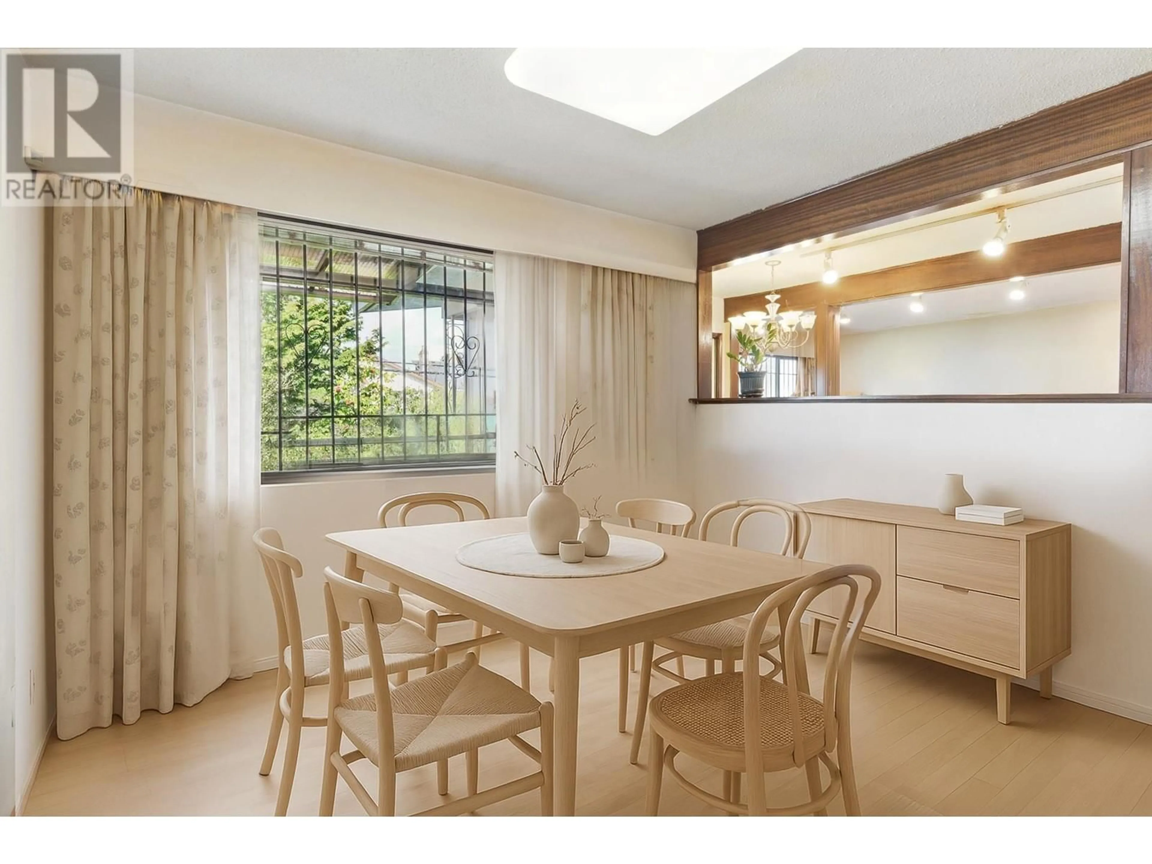 Dining room, unknown for 9720 FRANCIS ROAD, Richmond British Columbia V6Y1B3