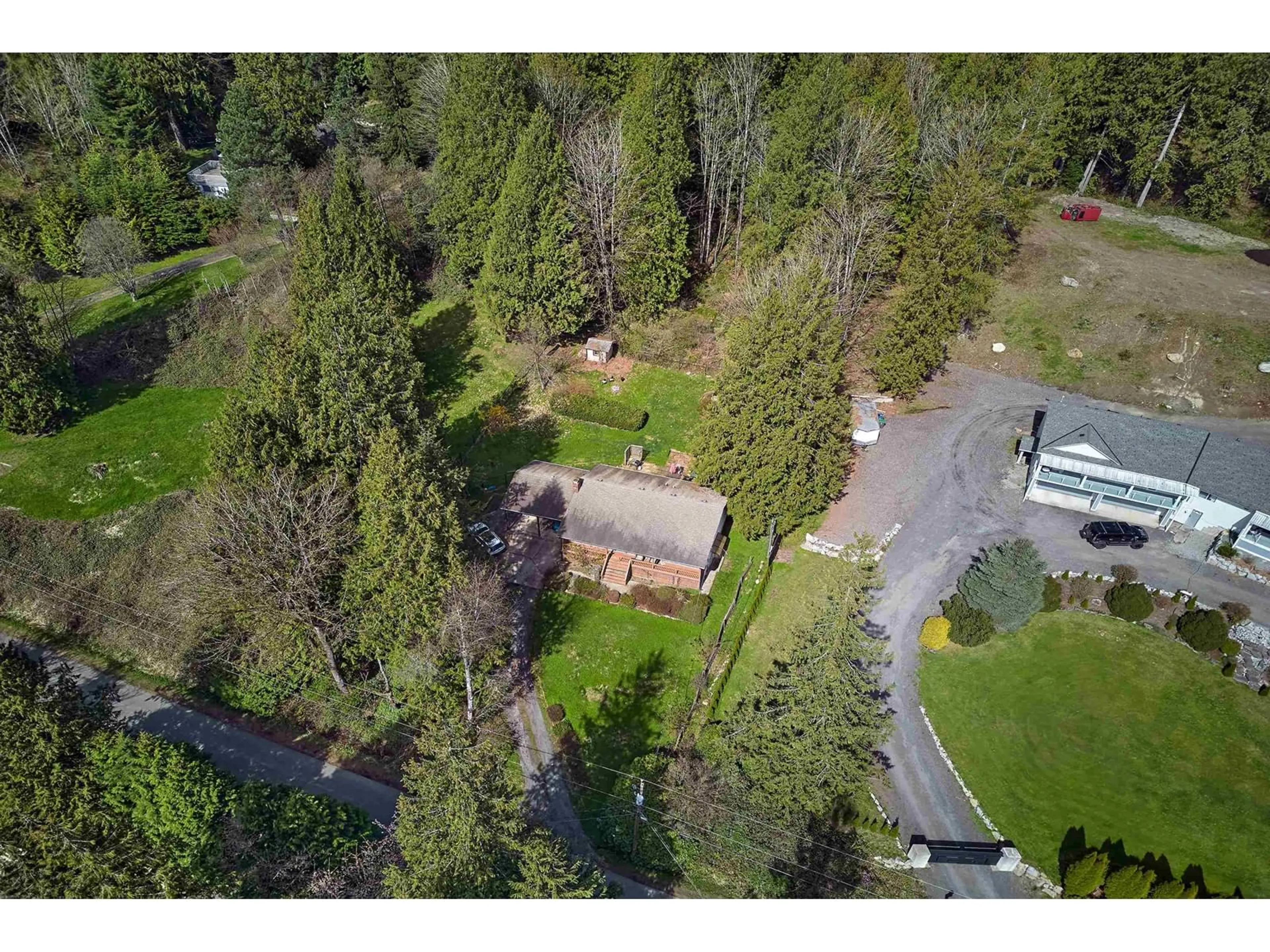 A pic from outside/outdoor area/front of a property/back of a property/a pic from drone, forest/trees view for 31747 VIEWCREST, Mission British Columbia V4S1E7