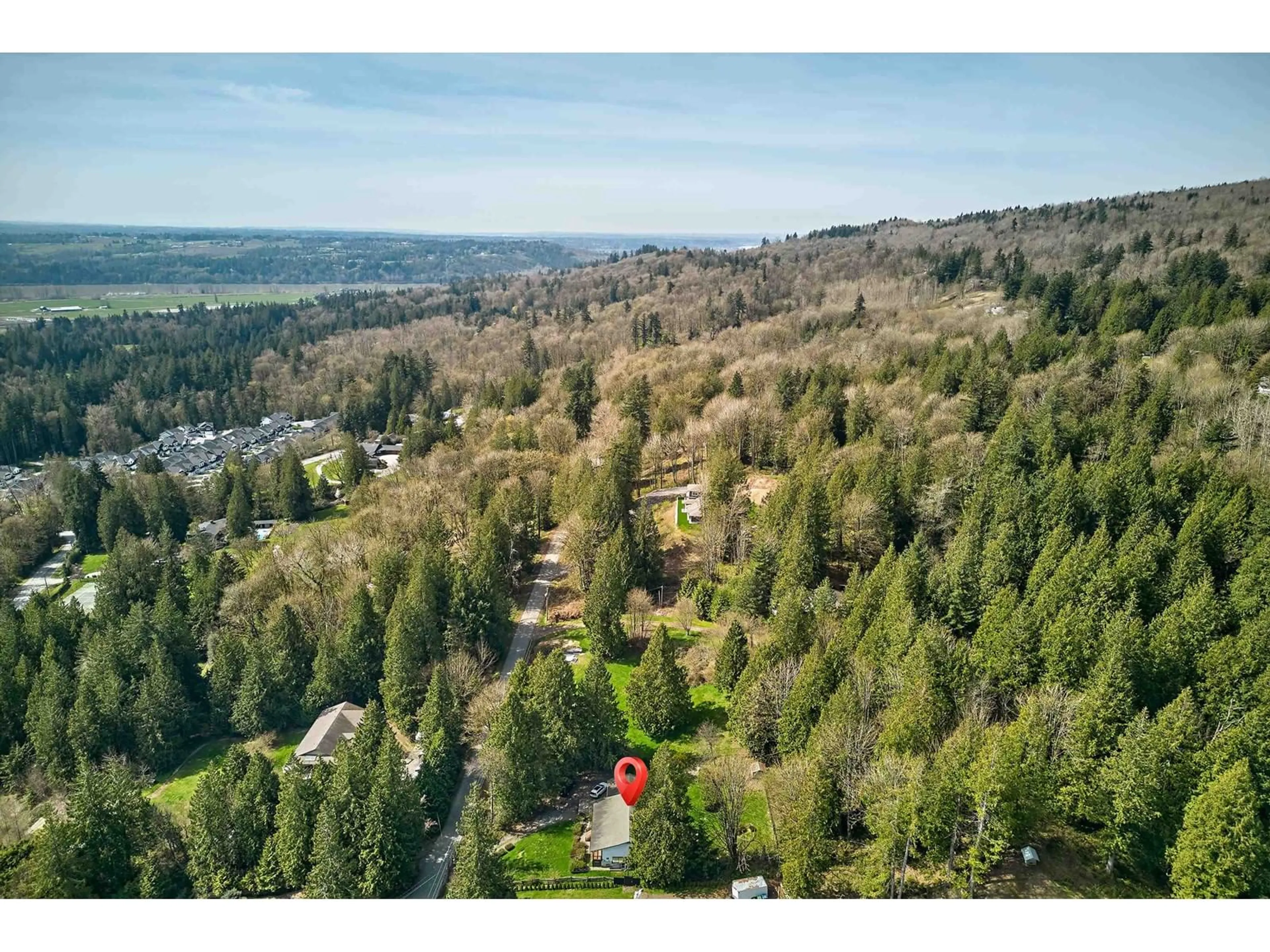A pic from outside/outdoor area/front of a property/back of a property/a pic from drone, forest/trees view for 31747 VIEWCREST, Mission British Columbia V4S1E7
