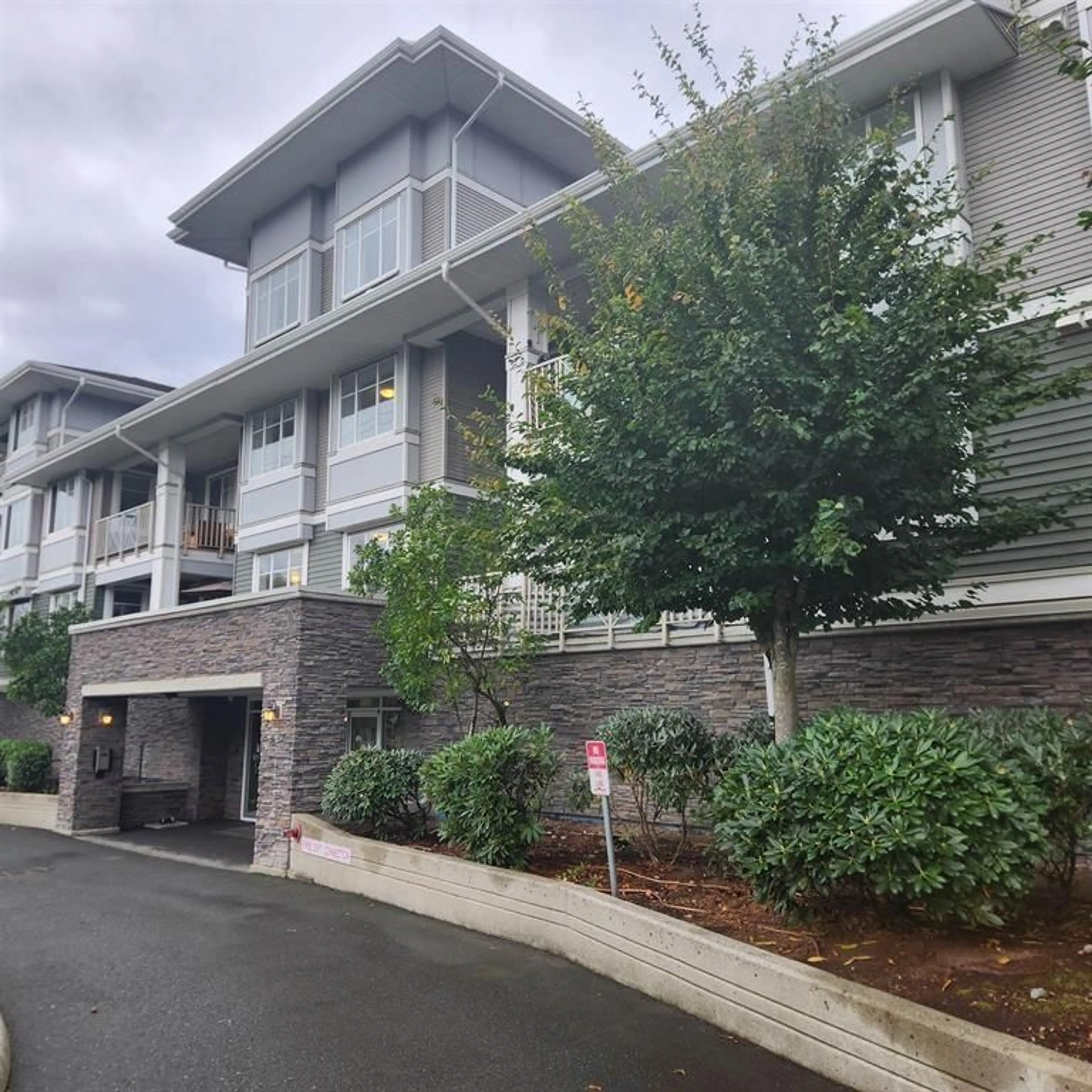 Unknown for 214 - 46262 FIRST AVENUE, Chilliwack British Columbia V2P0C3