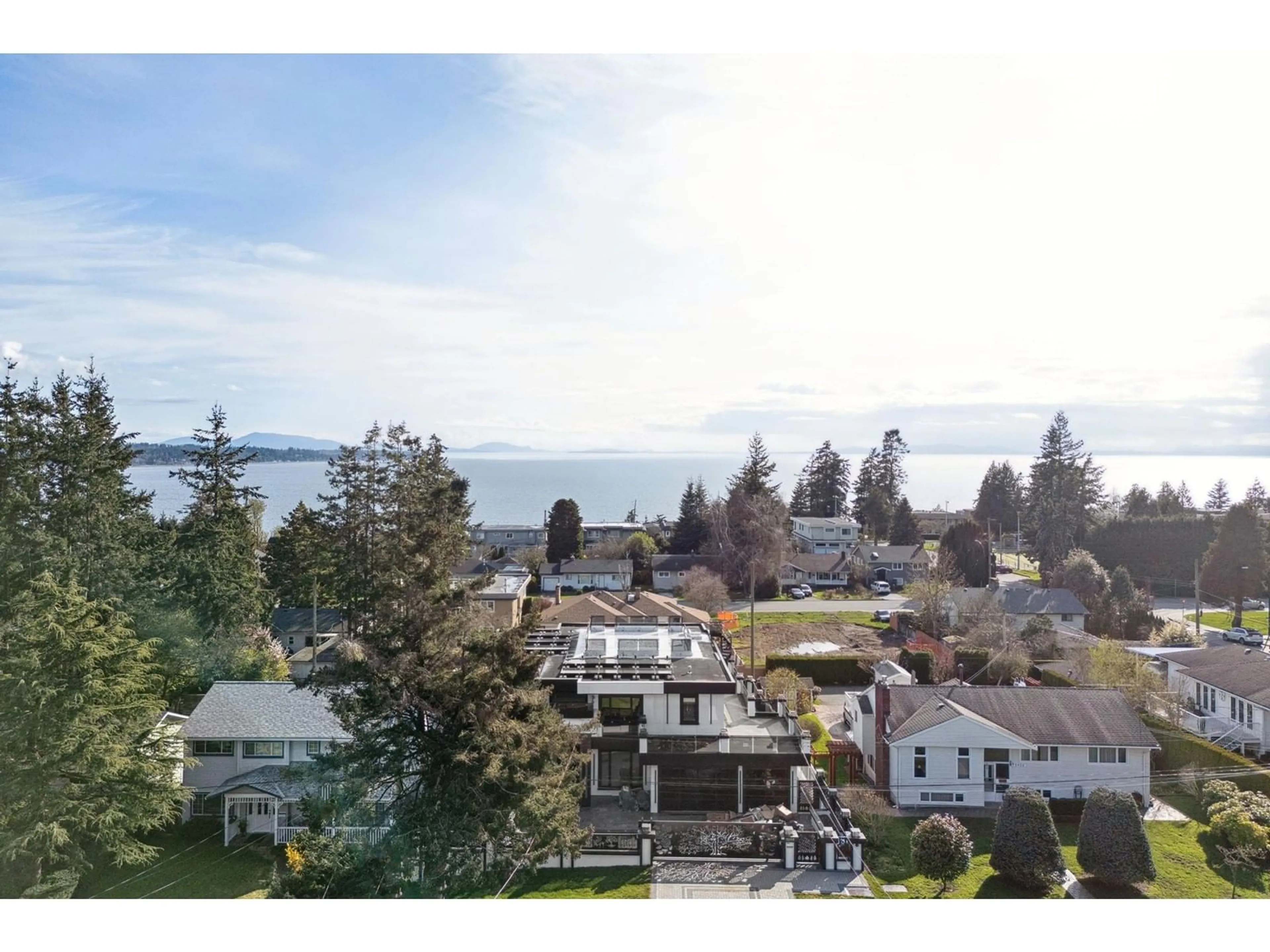 A pic from outside/outdoor area/front of a property/back of a property/a pic from drone, water/lake/river/ocean view for 15459 SEMIAHMOO, White Rock British Columbia V4B1T7