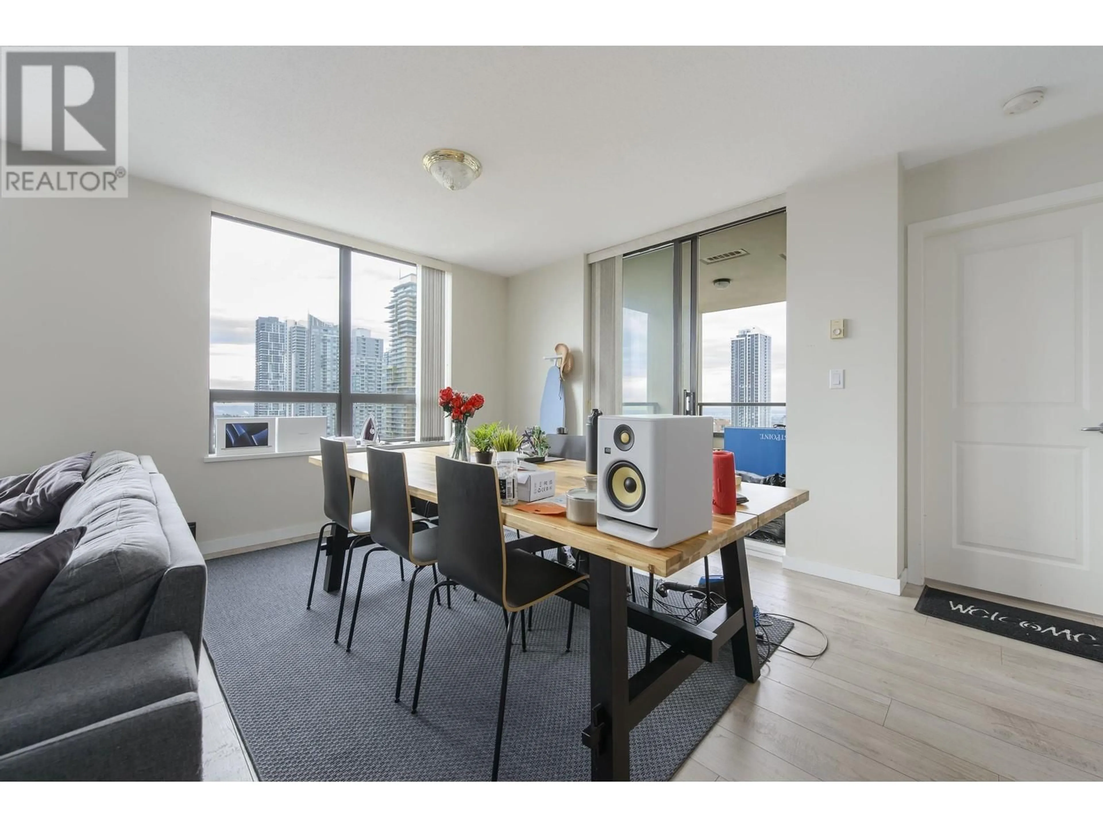 Unknown for 2502 - 4333 CENTRAL BOULEVARD, Burnaby British Columbia V5H4W8