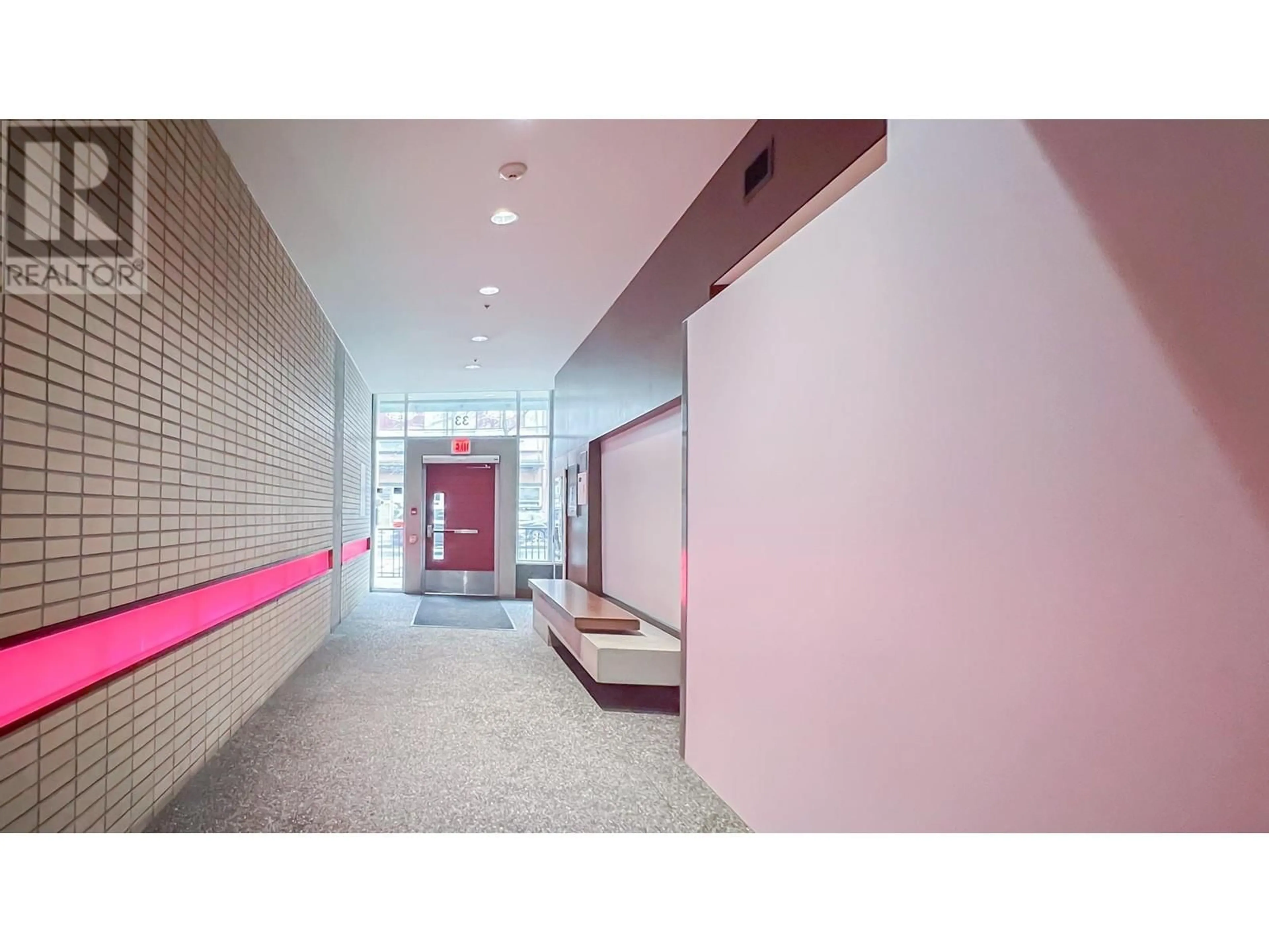 Indoor foyer for 305 - 33 PENDER STREET, Vancouver British Columbia V6B1R3