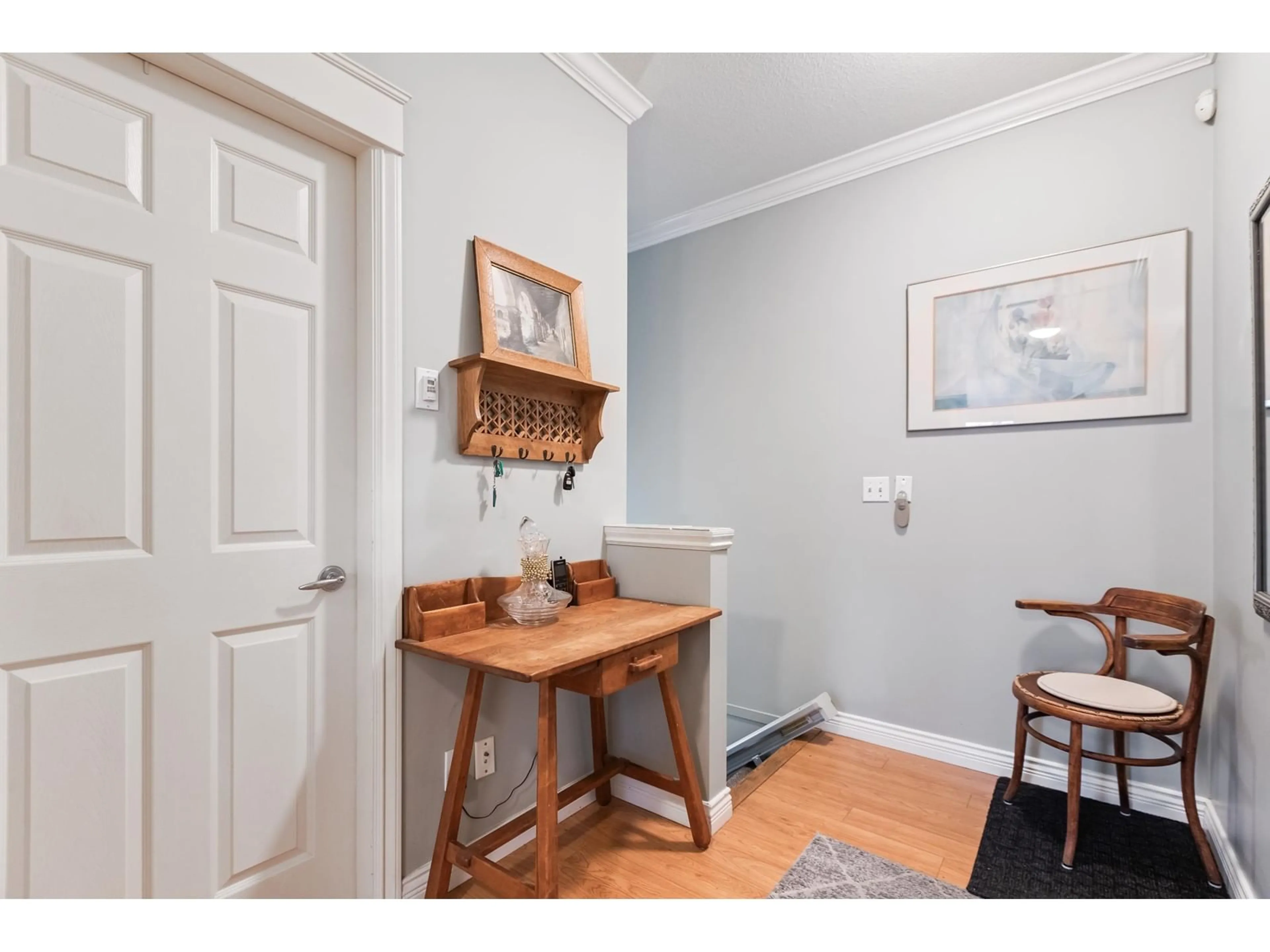 Indoor entryway for 54 - 15070 66A, Surrey British Columbia V3S4A2