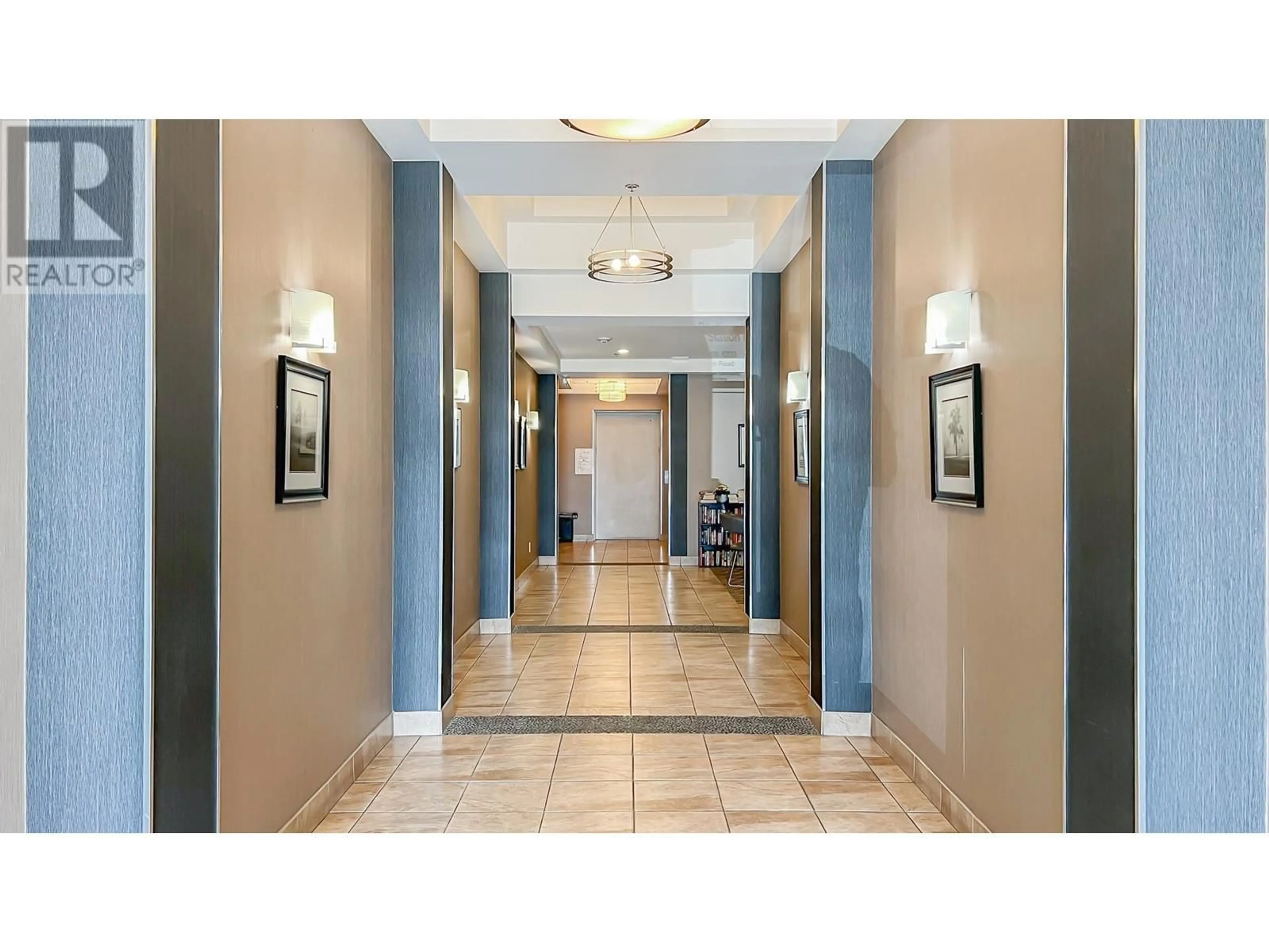 Indoor foyer for 420 - 6233 LONDON ROAD, Richmond British Columbia V7E3S3