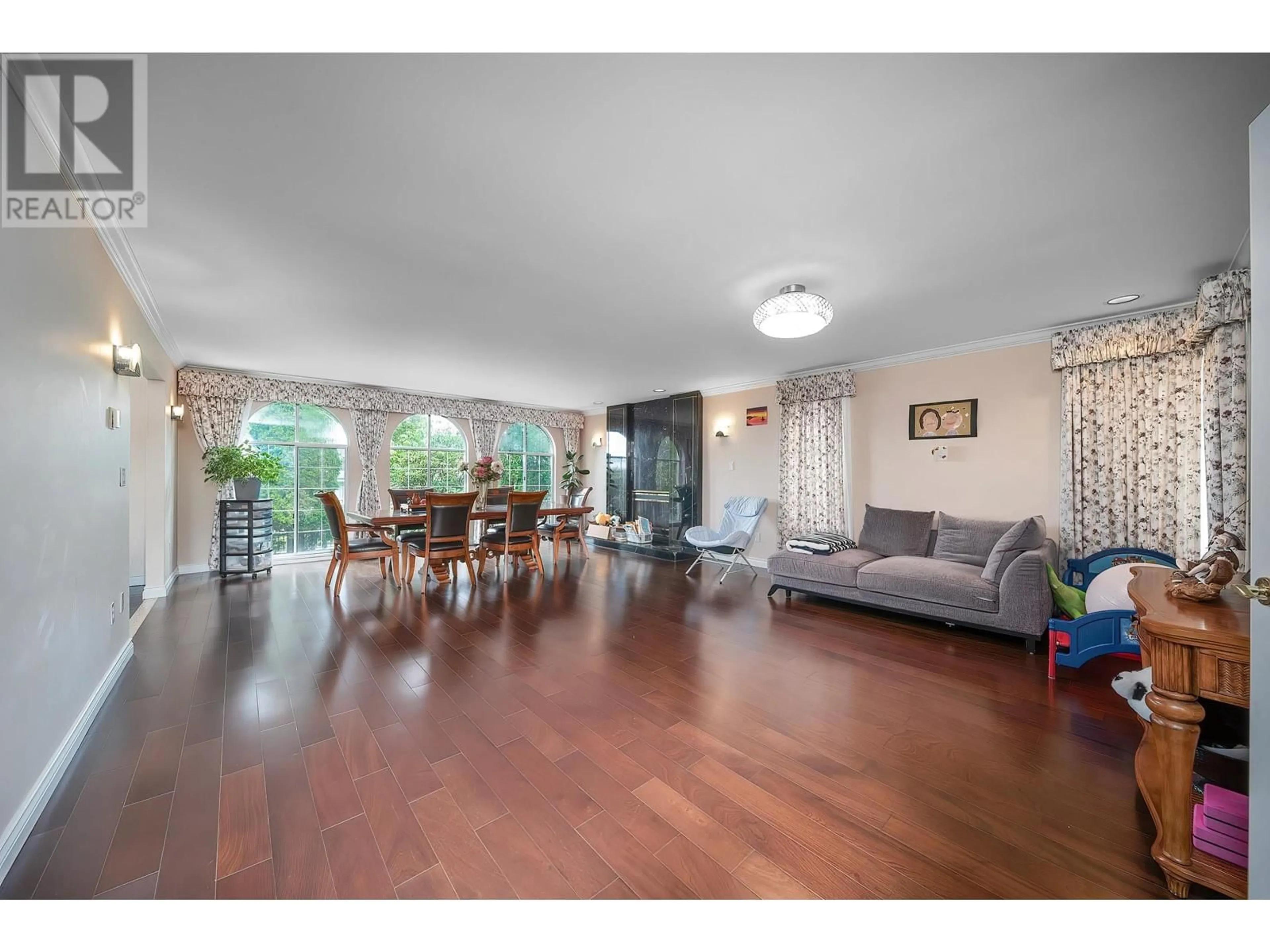 Unknown for 6009 SELKIRK STREET, Vancouver British Columbia V6M2Y7