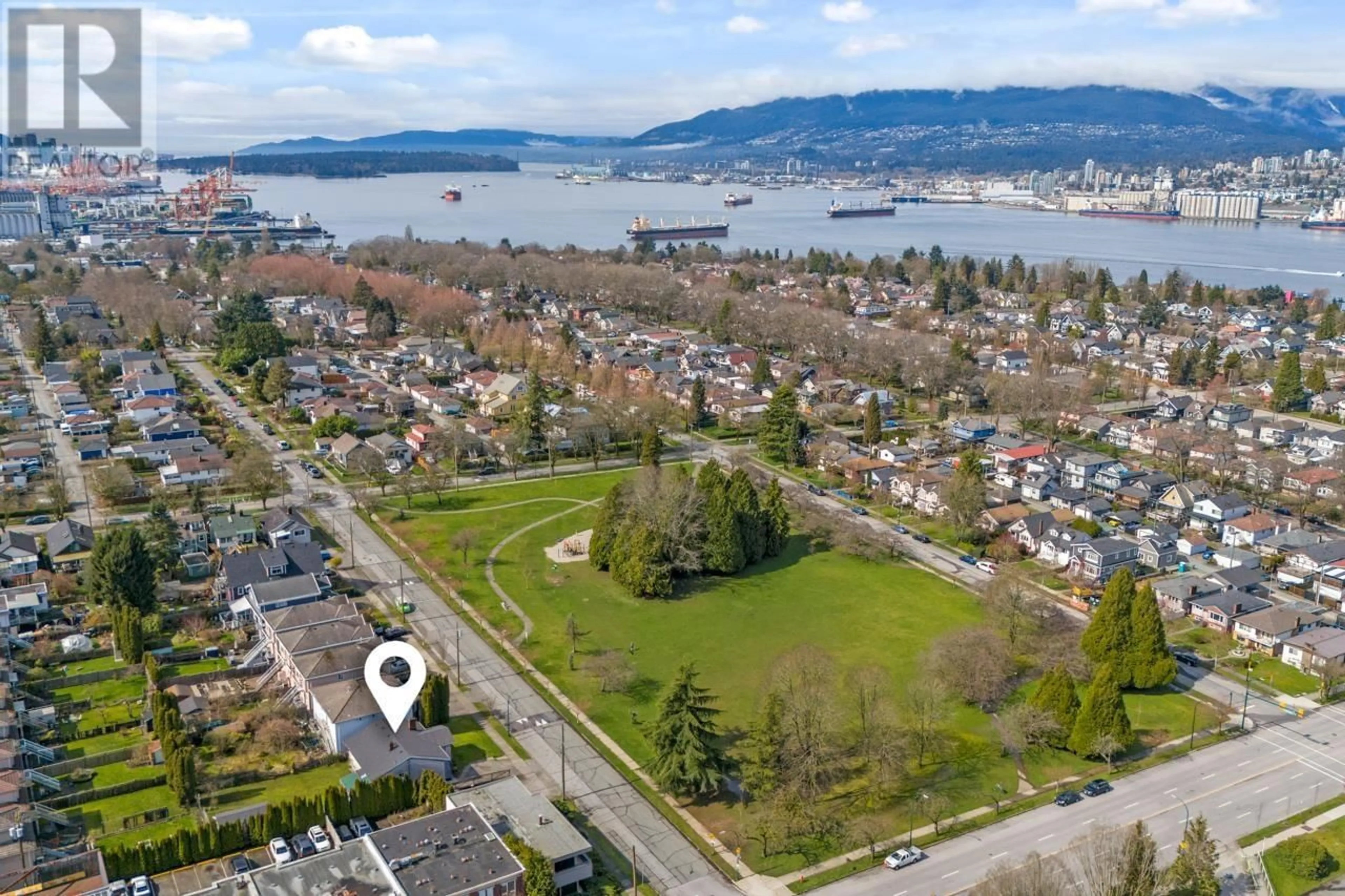 A pic from outside/outdoor area/front of a property/back of a property/a pic from drone, water/lake/river/ocean view for 2880 OXFORD STREET, Vancouver British Columbia V5K1N6