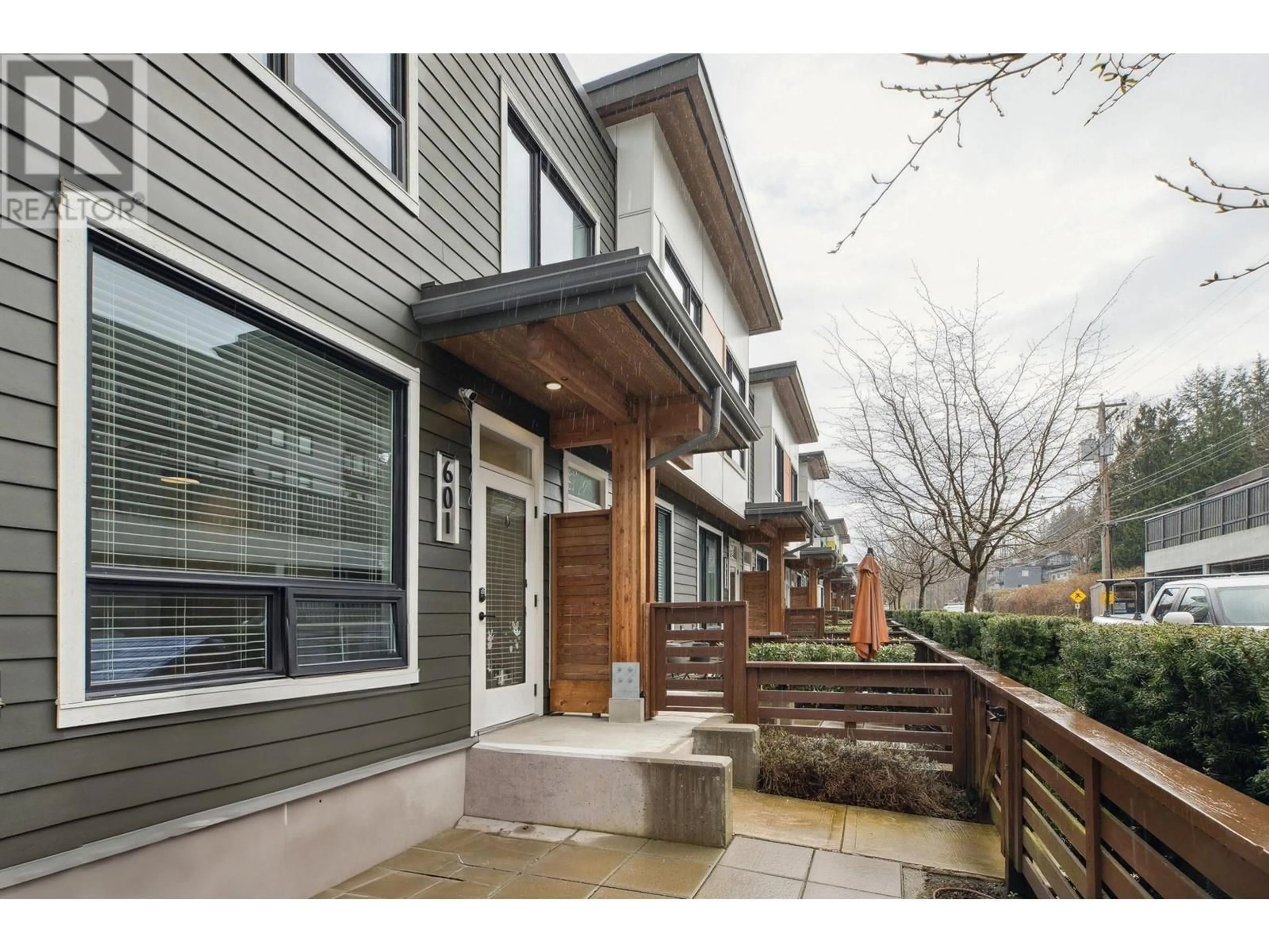 Home with brick exterior material, street for 601 - 3021 ST GEORGE STREET, Port Moody British Columbia V3H0K3
