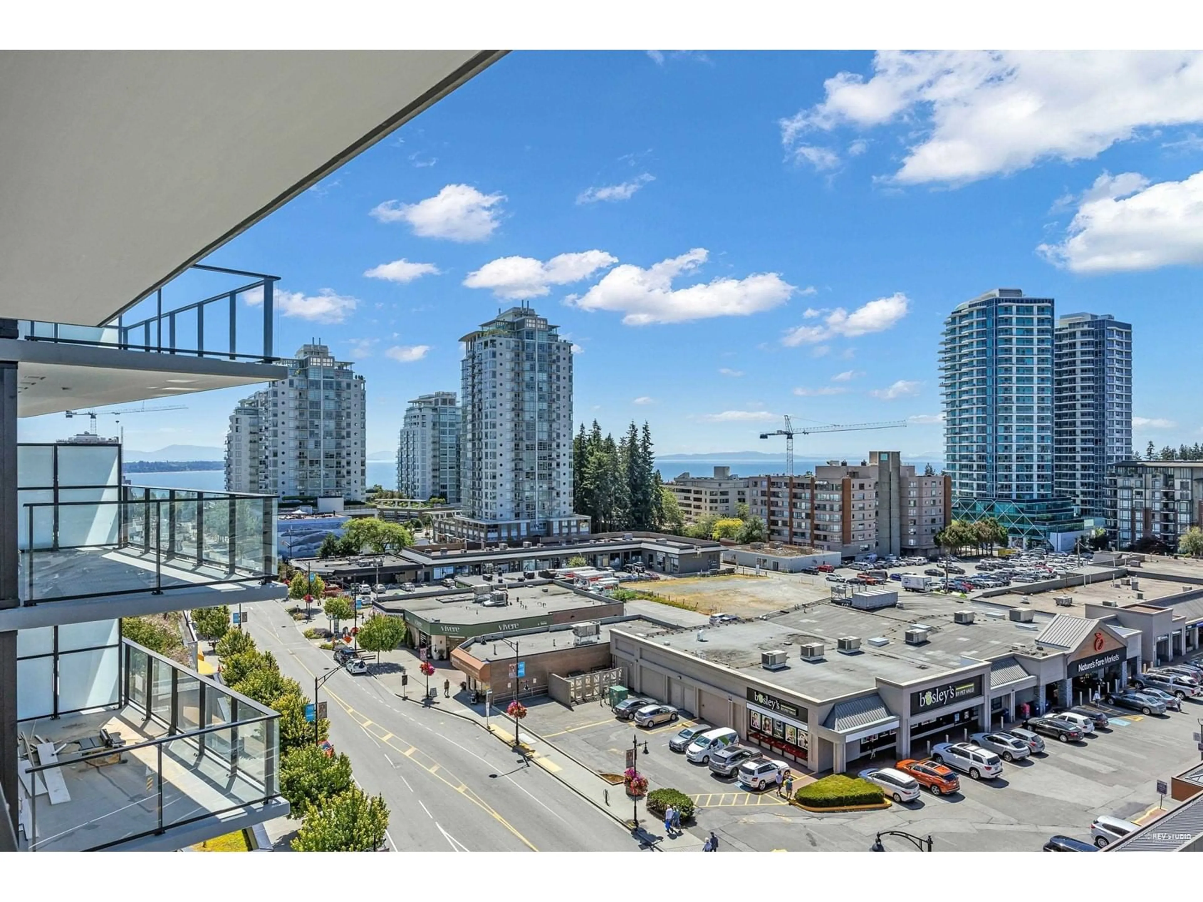 Unknown for 810 - 1588 JOHNSTON, White Rock British Columbia V4B0C5