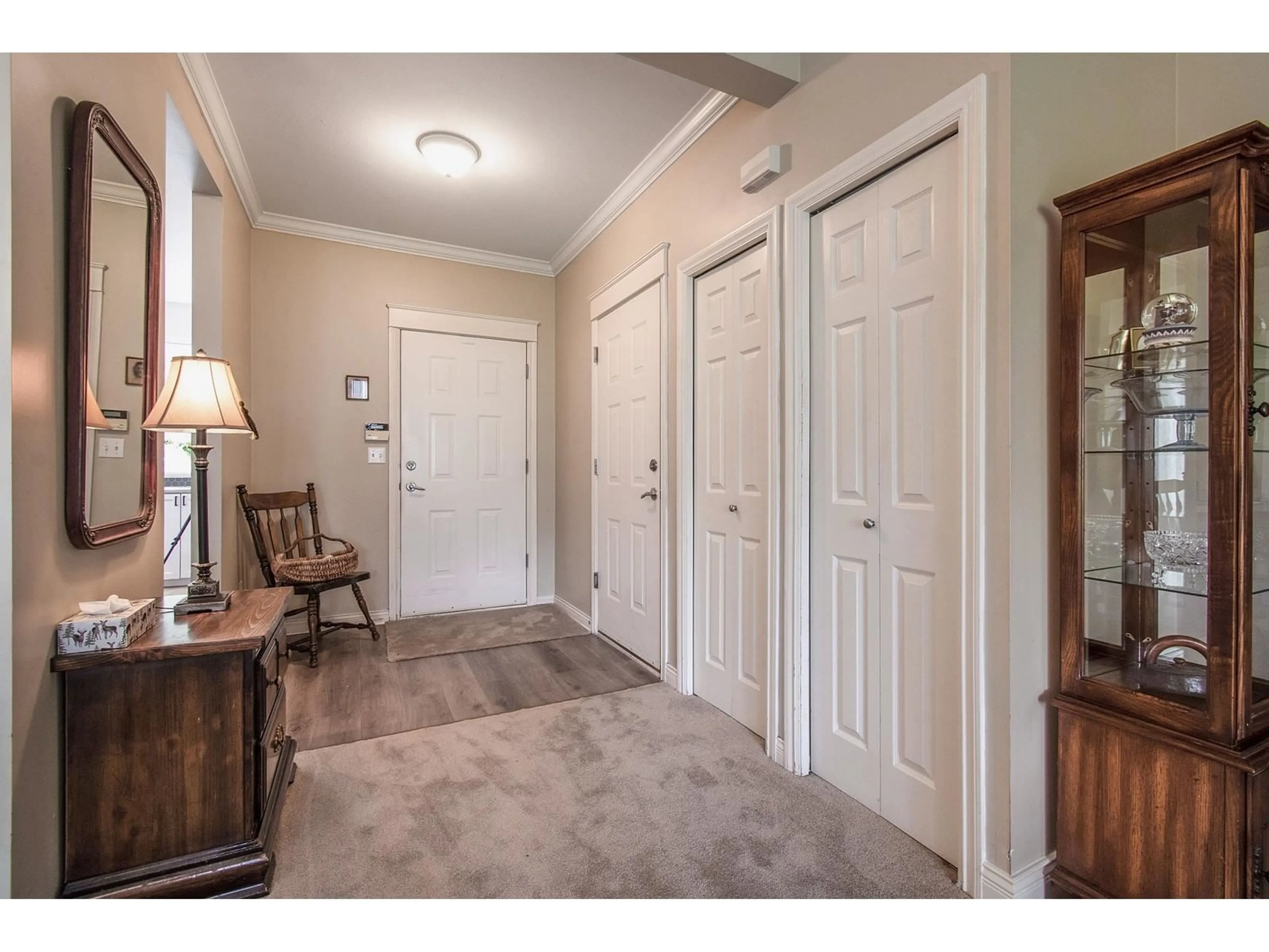 Indoor entryway for 53 - 15070 66A, Surrey British Columbia V3S2A5