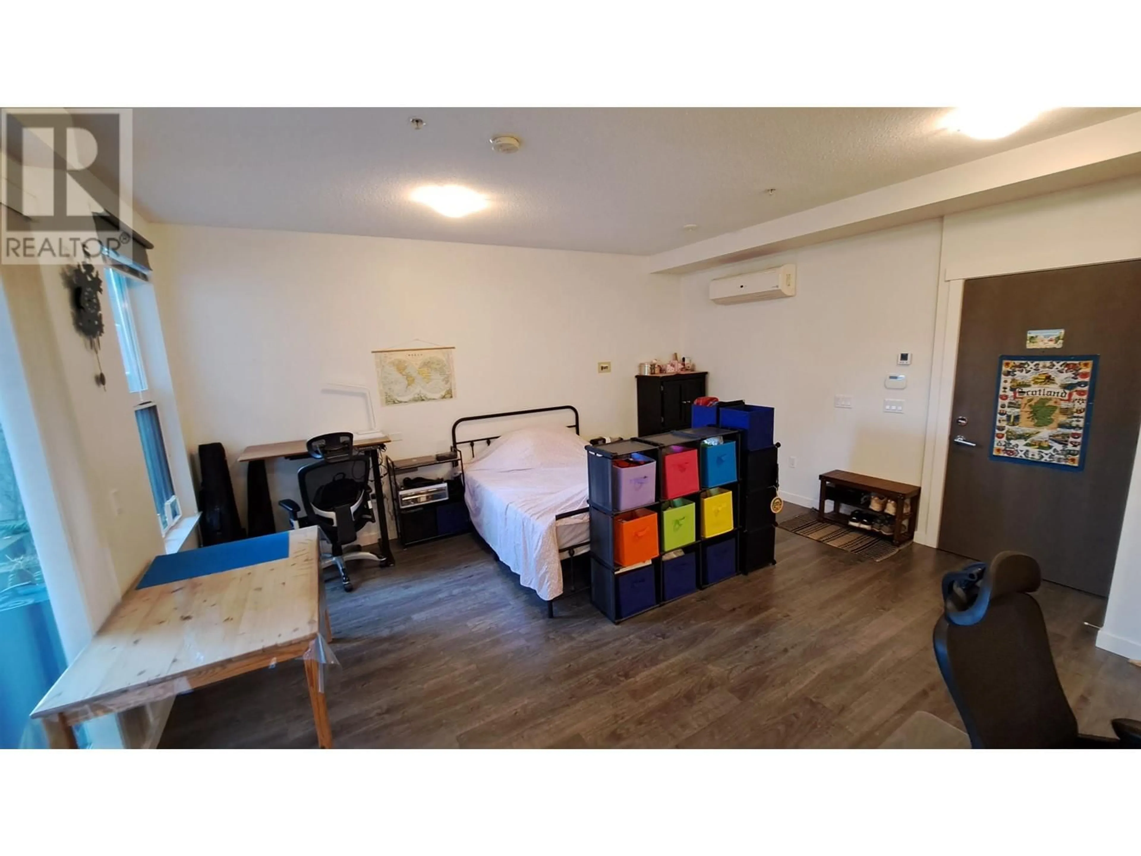 A pic of a room for 117 - 9399 ALEXANDRA ROAD, Richmond British Columbia V6X0L7