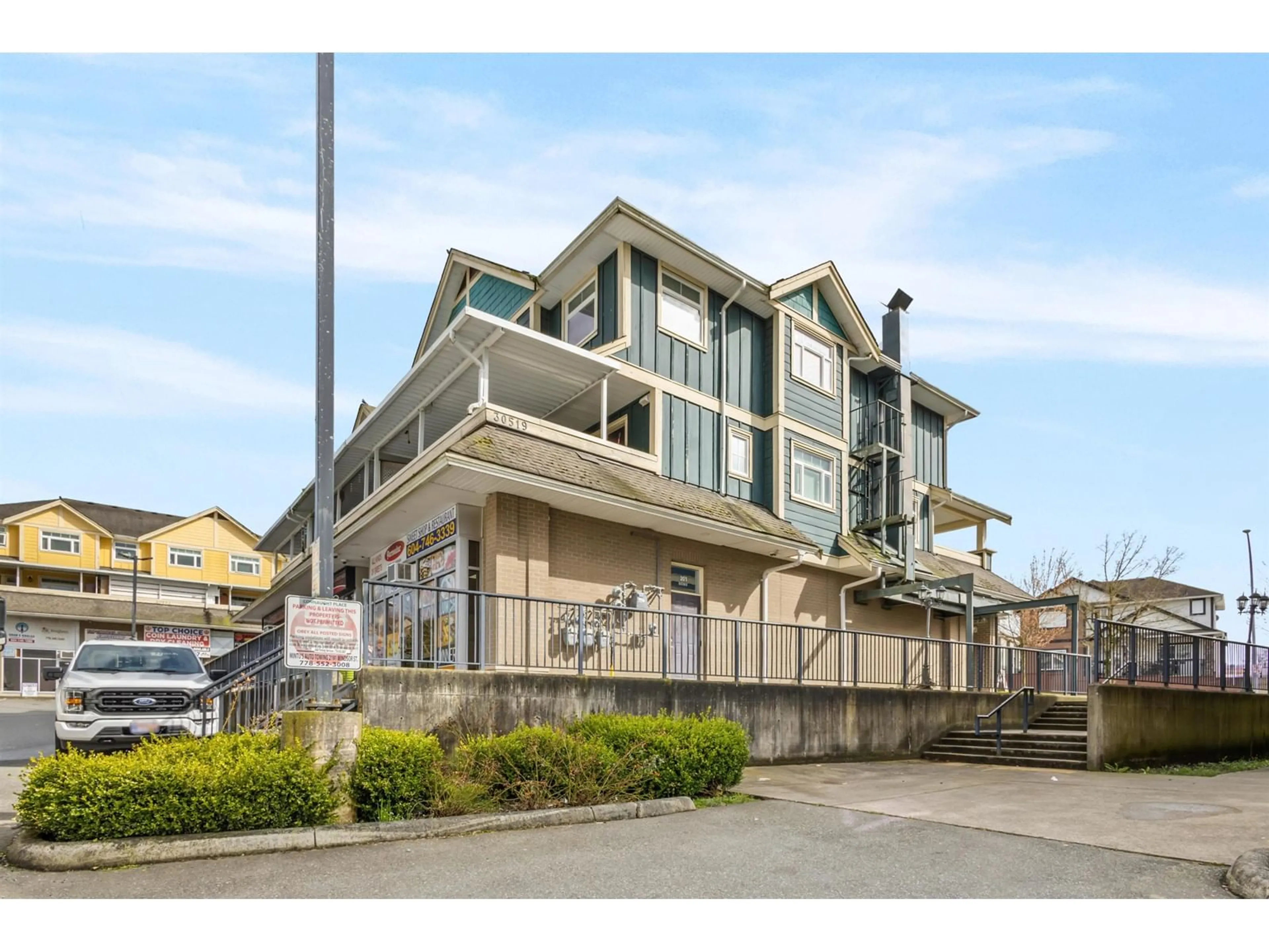 Unknown for 201 - 30519 BLUERIDGE DRIVE, Abbotsford British Columbia V2T0B1