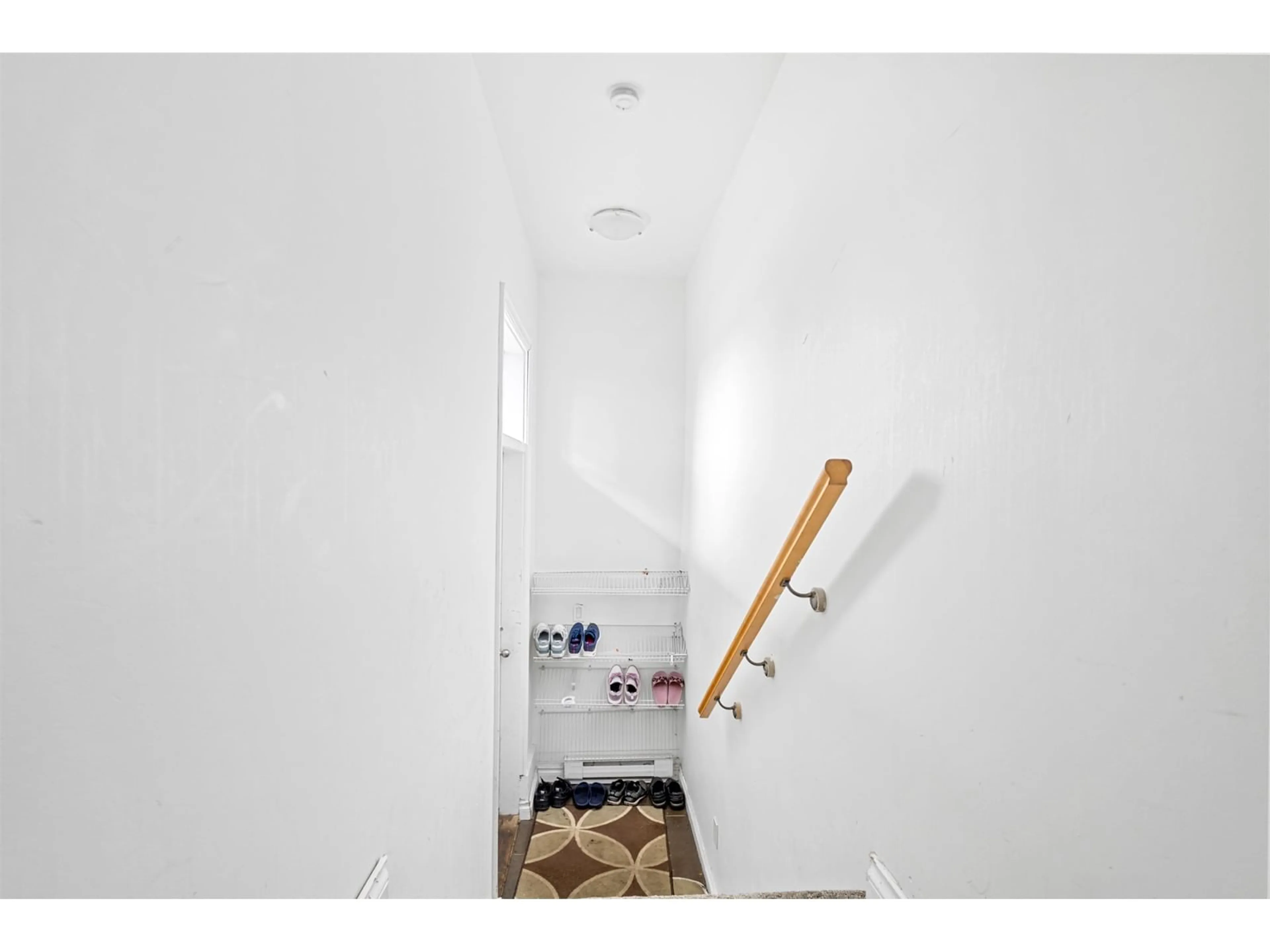 Unknown for 201 - 30519 BLUERIDGE DRIVE, Abbotsford British Columbia V2T0B1