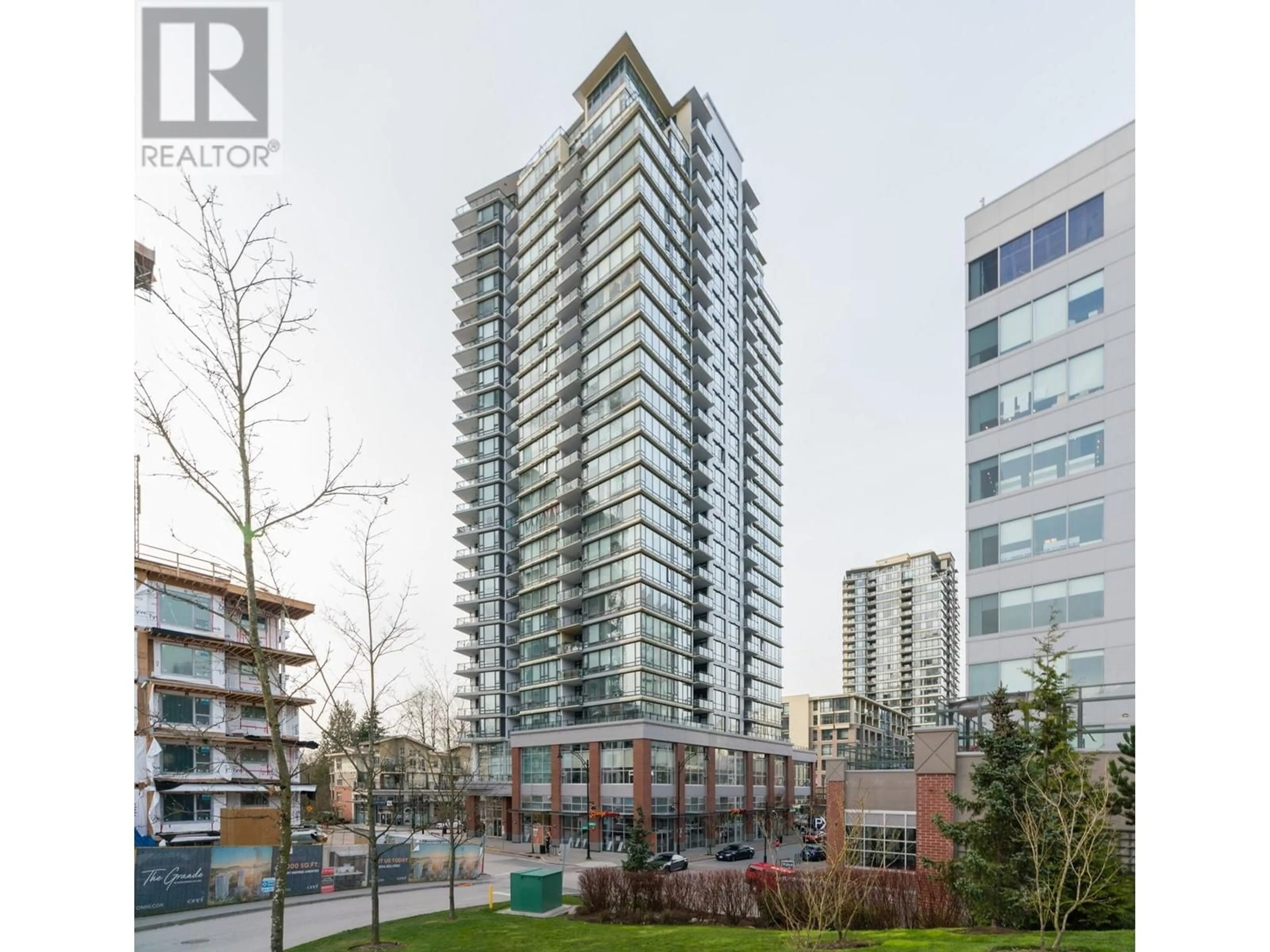 Patio, unknown for 402 - 400 CAPILANO ROAD, Port Moody British Columbia V3H0E1