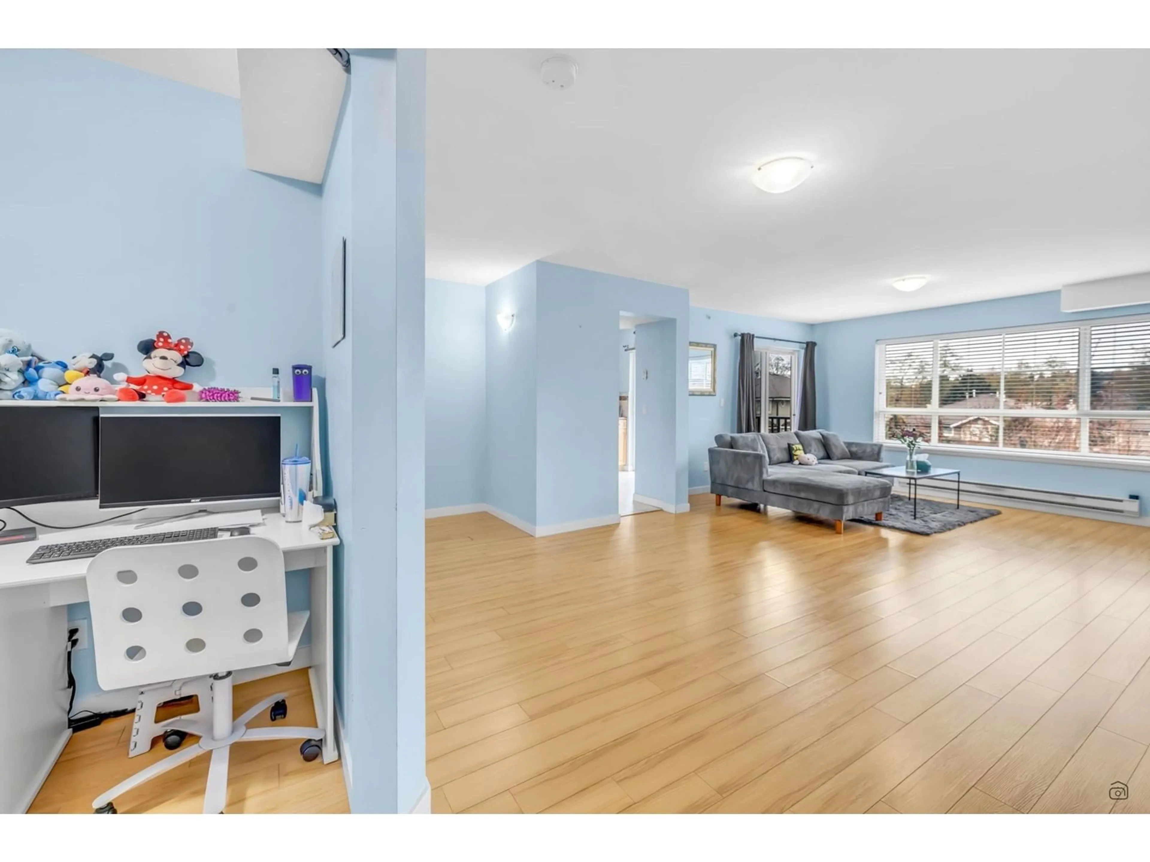 A pic of a room for 305 - 6960 120, Surrey British Columbia V3W1V4