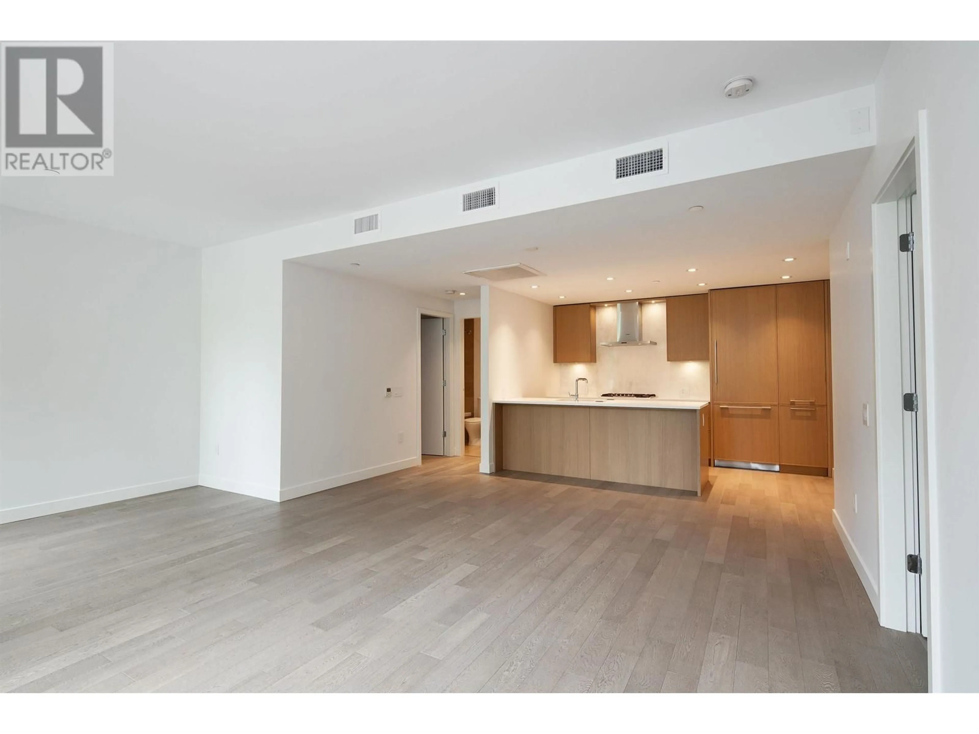 Unknown for 106 - 1055 RIDGEWOOD DRIVE, North Vancouver British Columbia V7R0A6