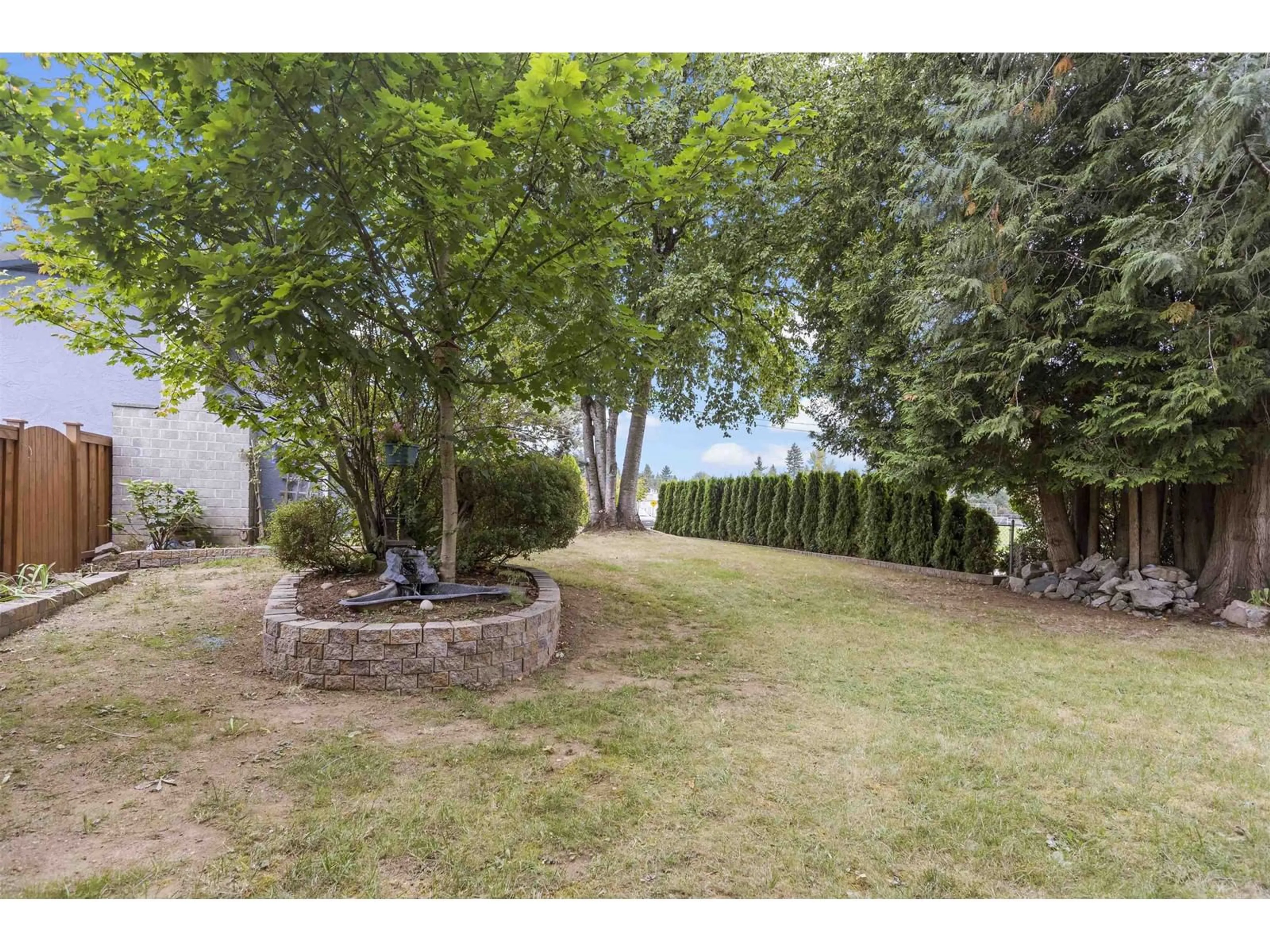 Patio, forest/trees view for 3213 270, Langley British Columbia V4W3G5