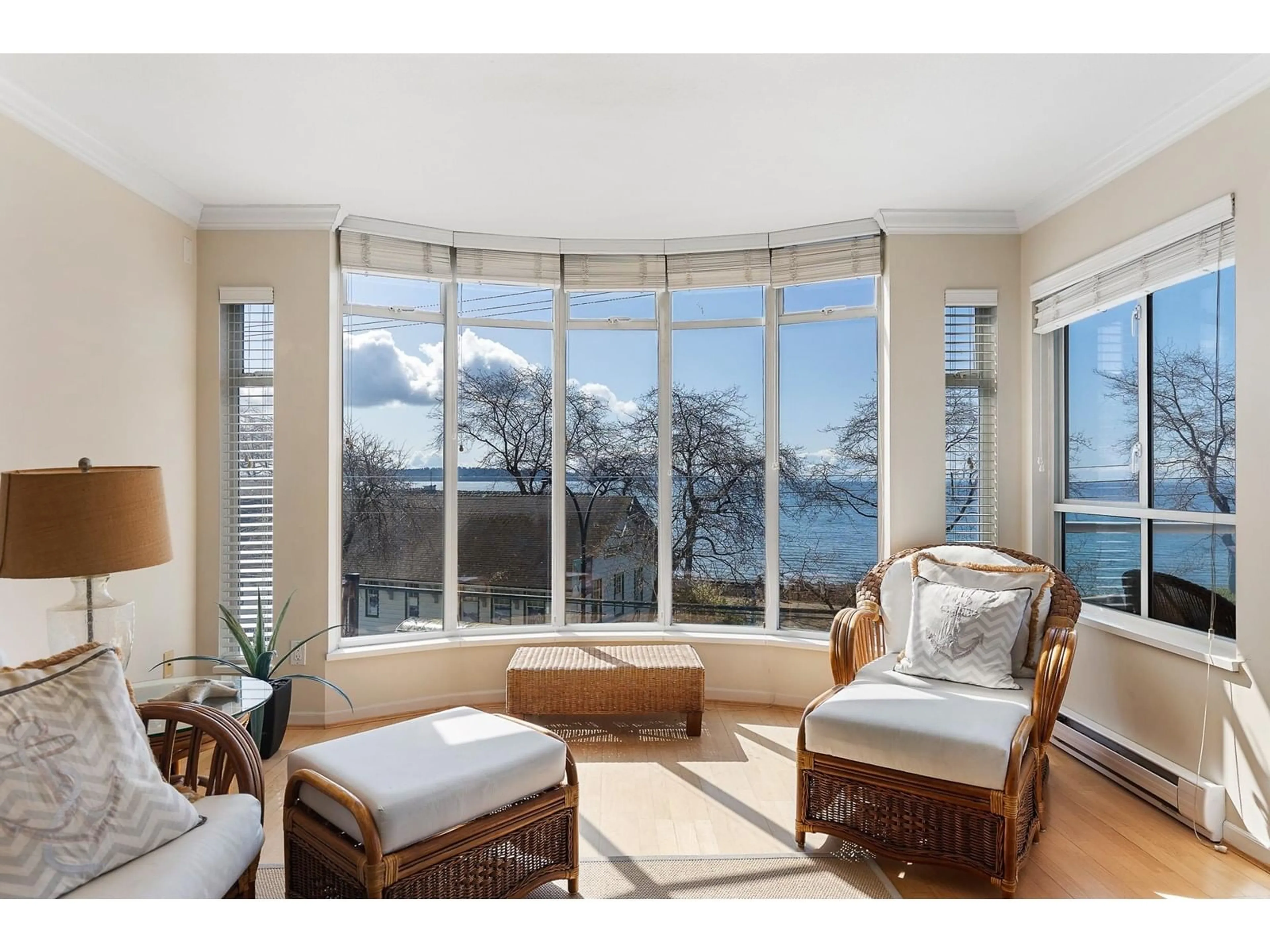 Living room with furniture, unknown for 301 - 14965 MARINE, White Rock British Columbia V4B1C3
