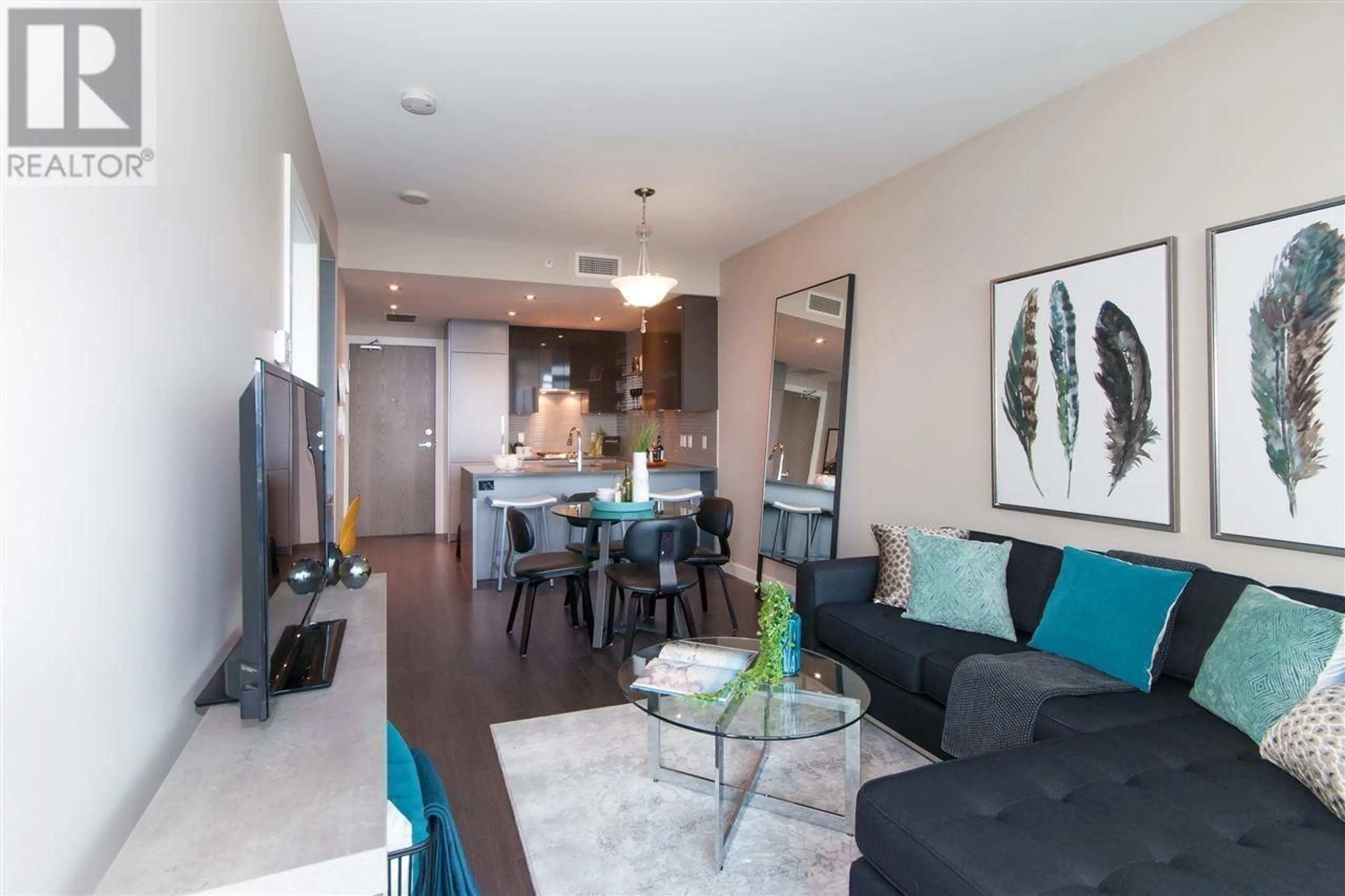 Living room with furniture, wood/laminate floor for 3203 - 4508 HAZEL STREET, Burnaby British Columbia V5H0E4