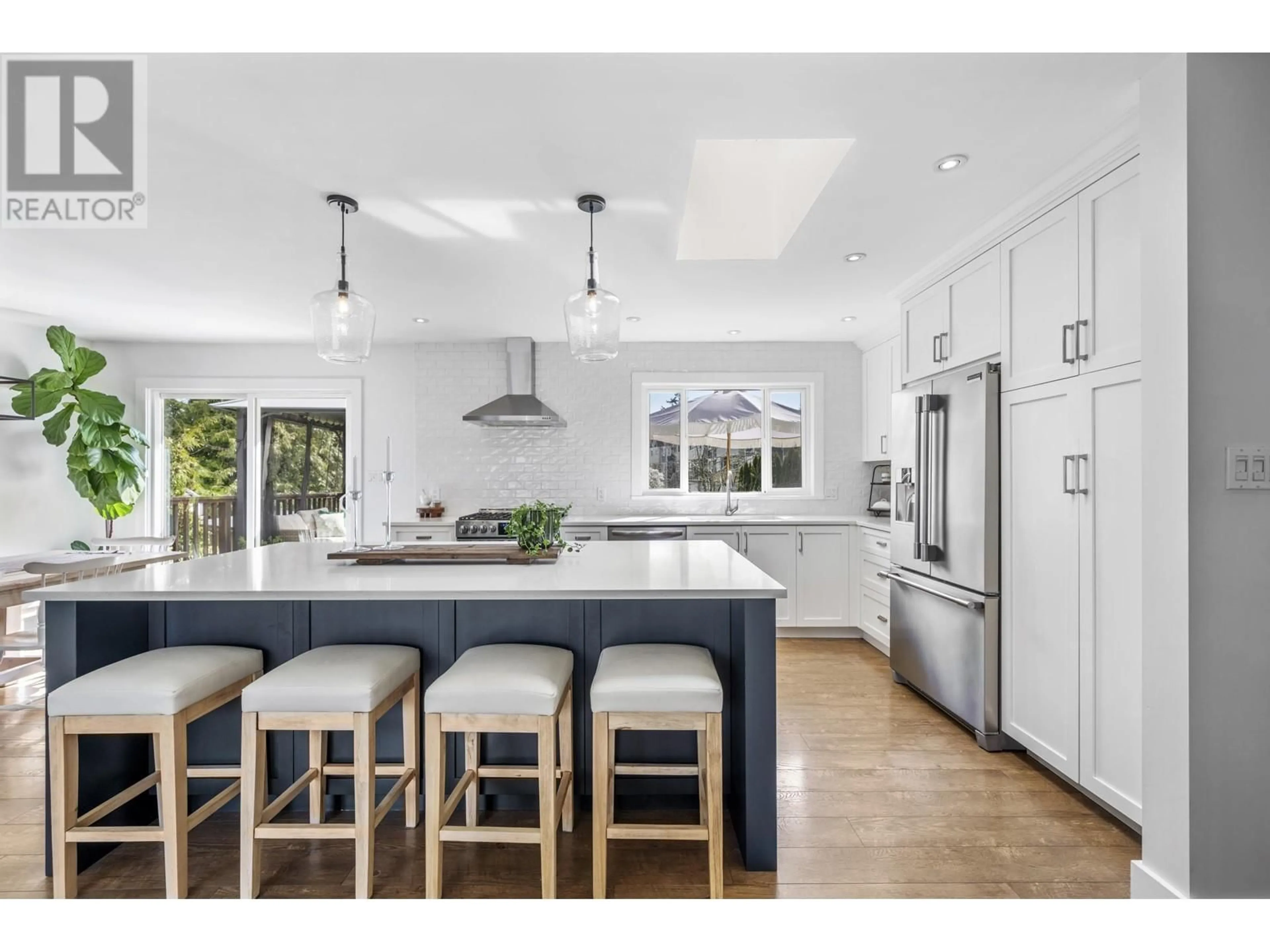 Open concept kitchen, ceramic/tile floor for 856 53A STREET, Delta British Columbia V4M3C9