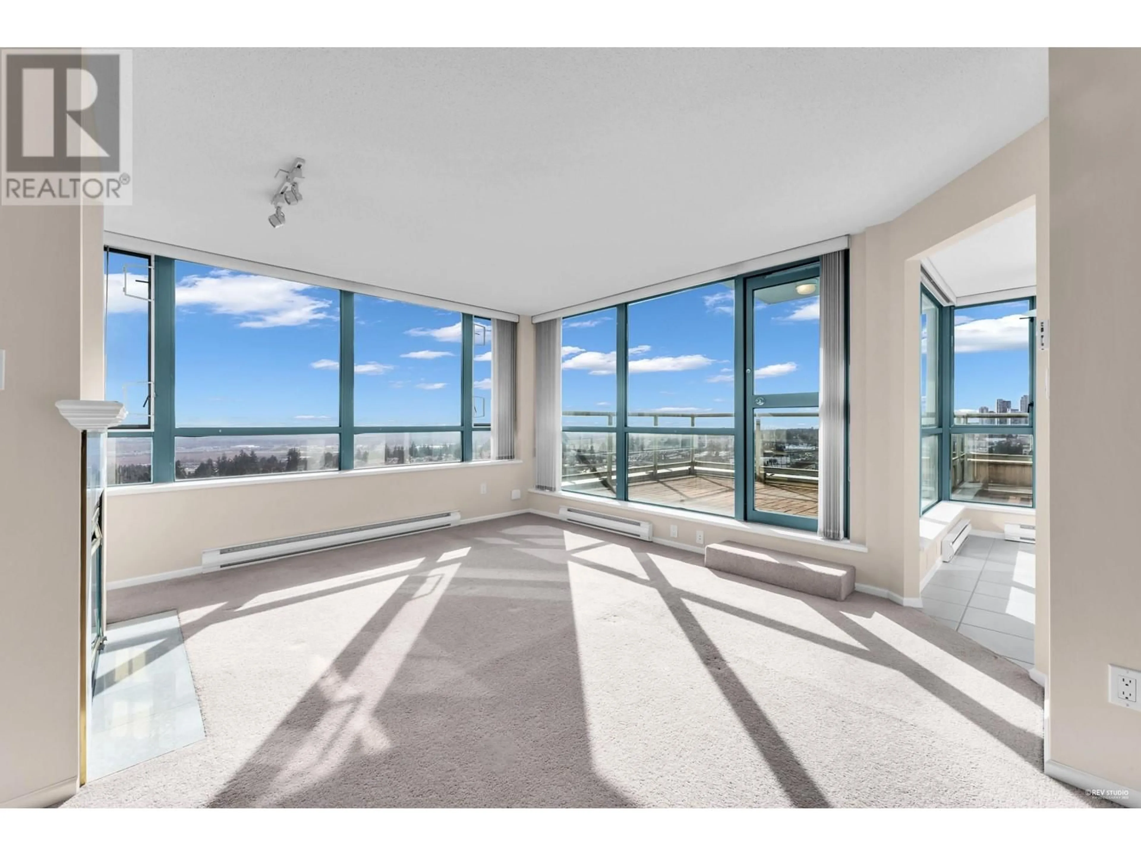 A pic of a room for 1801 - 6622 SOUTHOAKS CRESCENT, Burnaby British Columbia V5E4K2