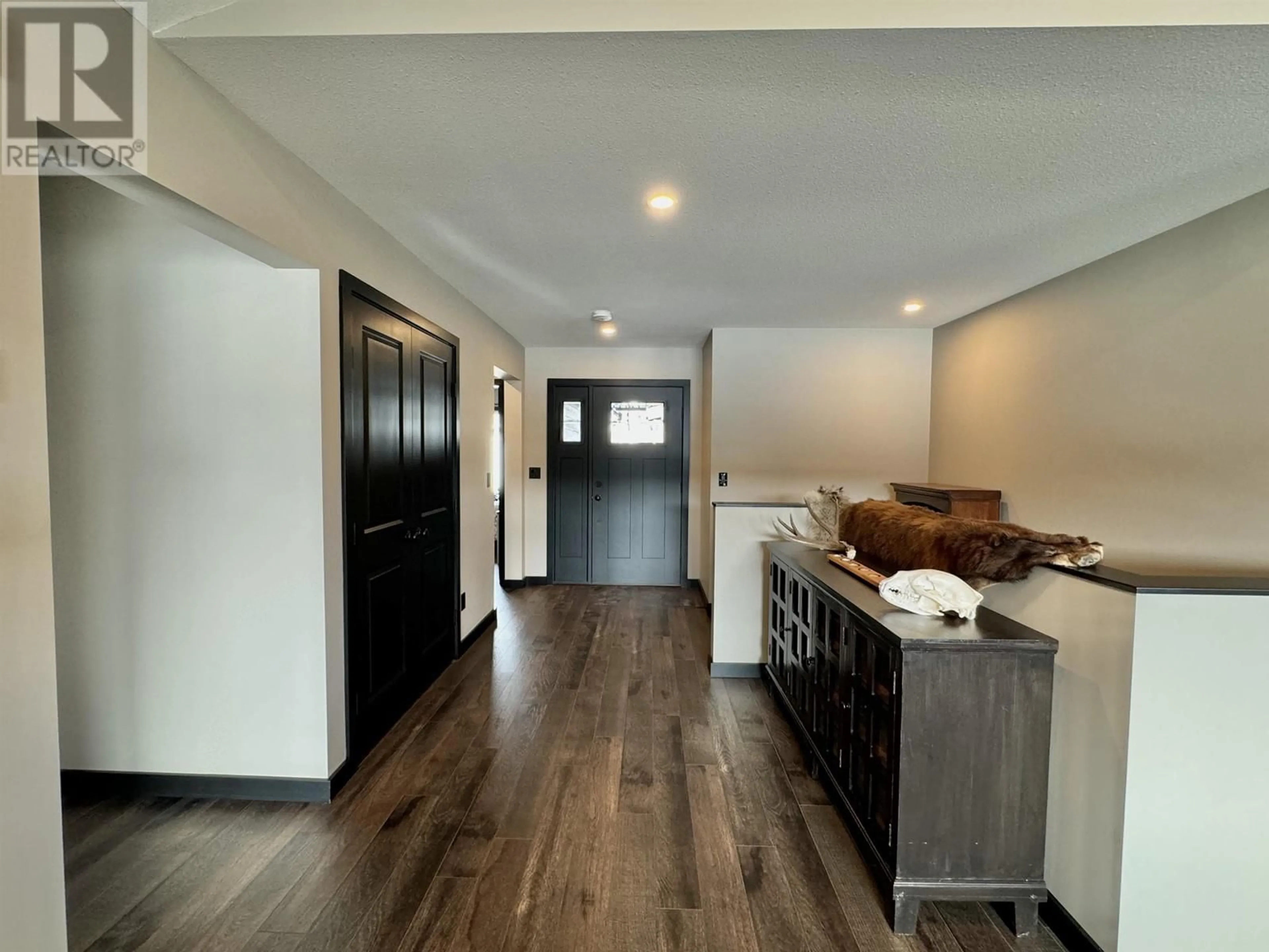 Indoor entryway for 2543 GOPHER DRIVE, Williams Lake British Columbia V2G5H3