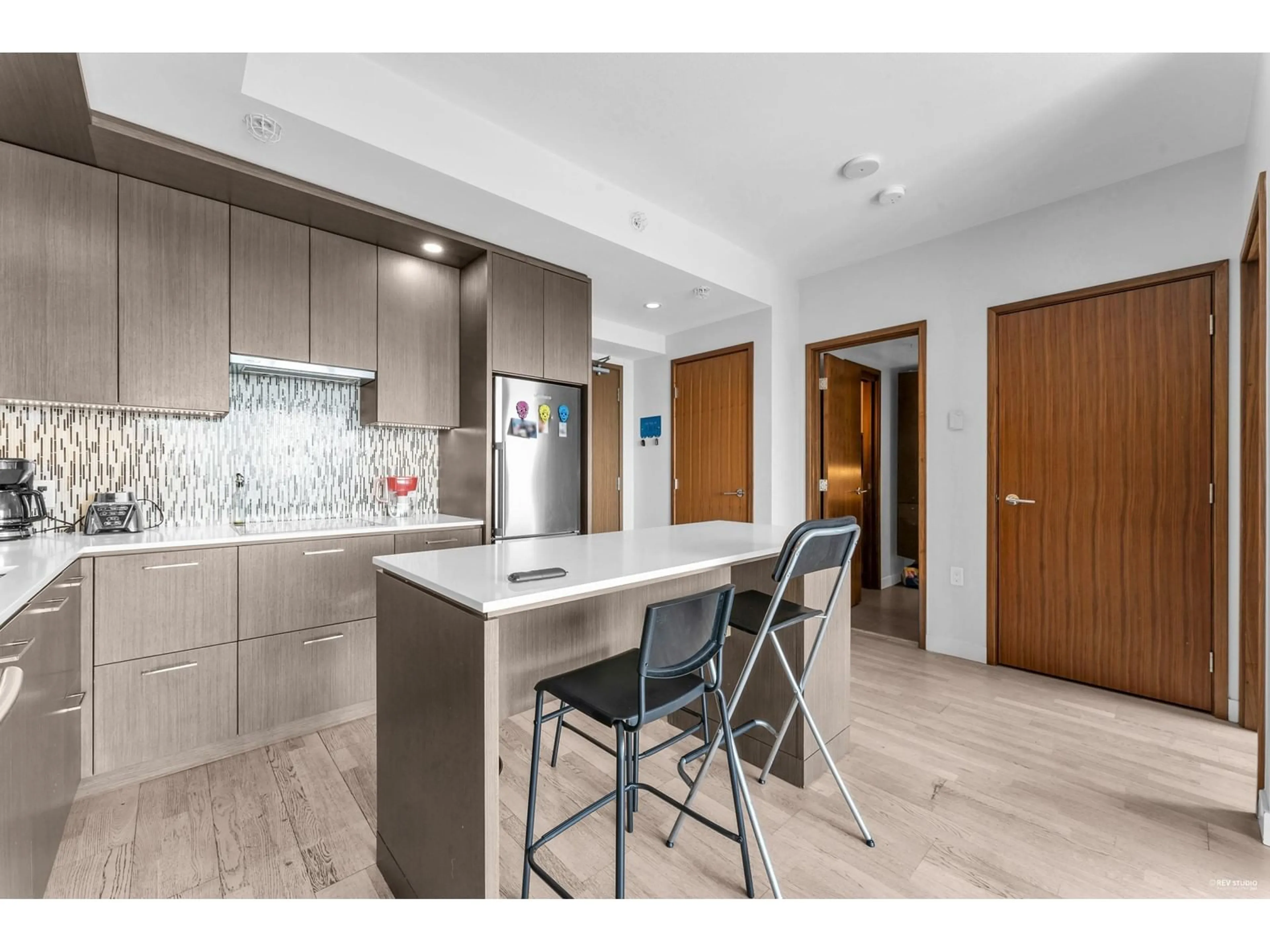 Open concept kitchen, unknown for 4407 - 13495 CENTRAL, Surrey British Columbia V3T0K2